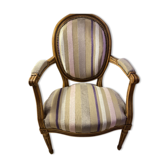 Fauteuil cabriolet Louis XVI tissu Guild