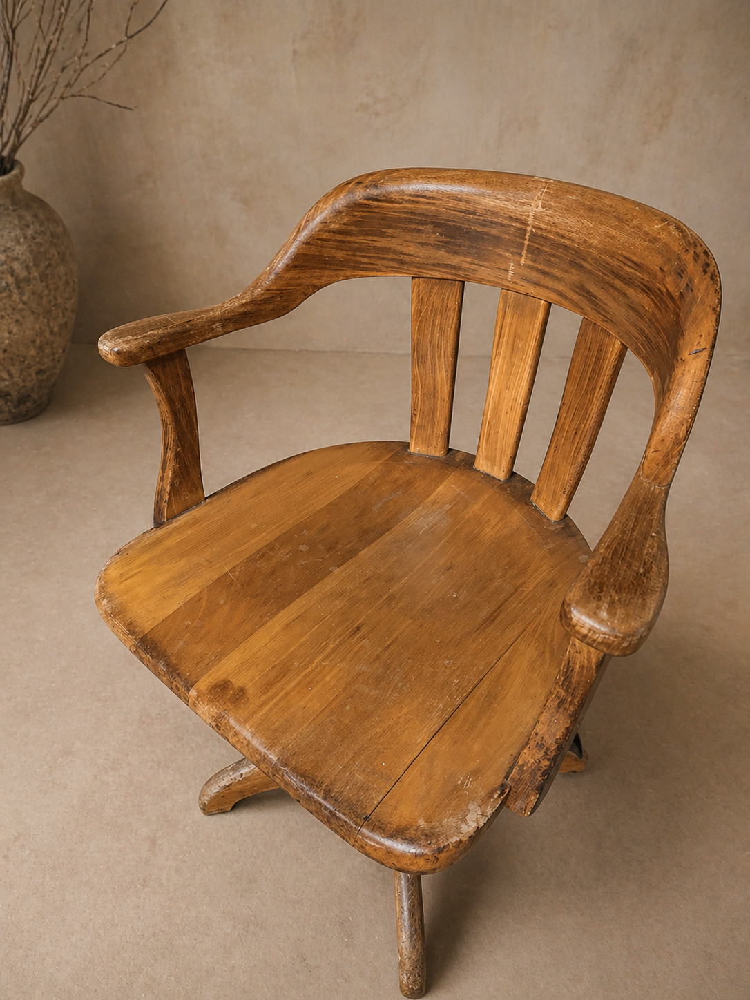 American walnut armchair 1930