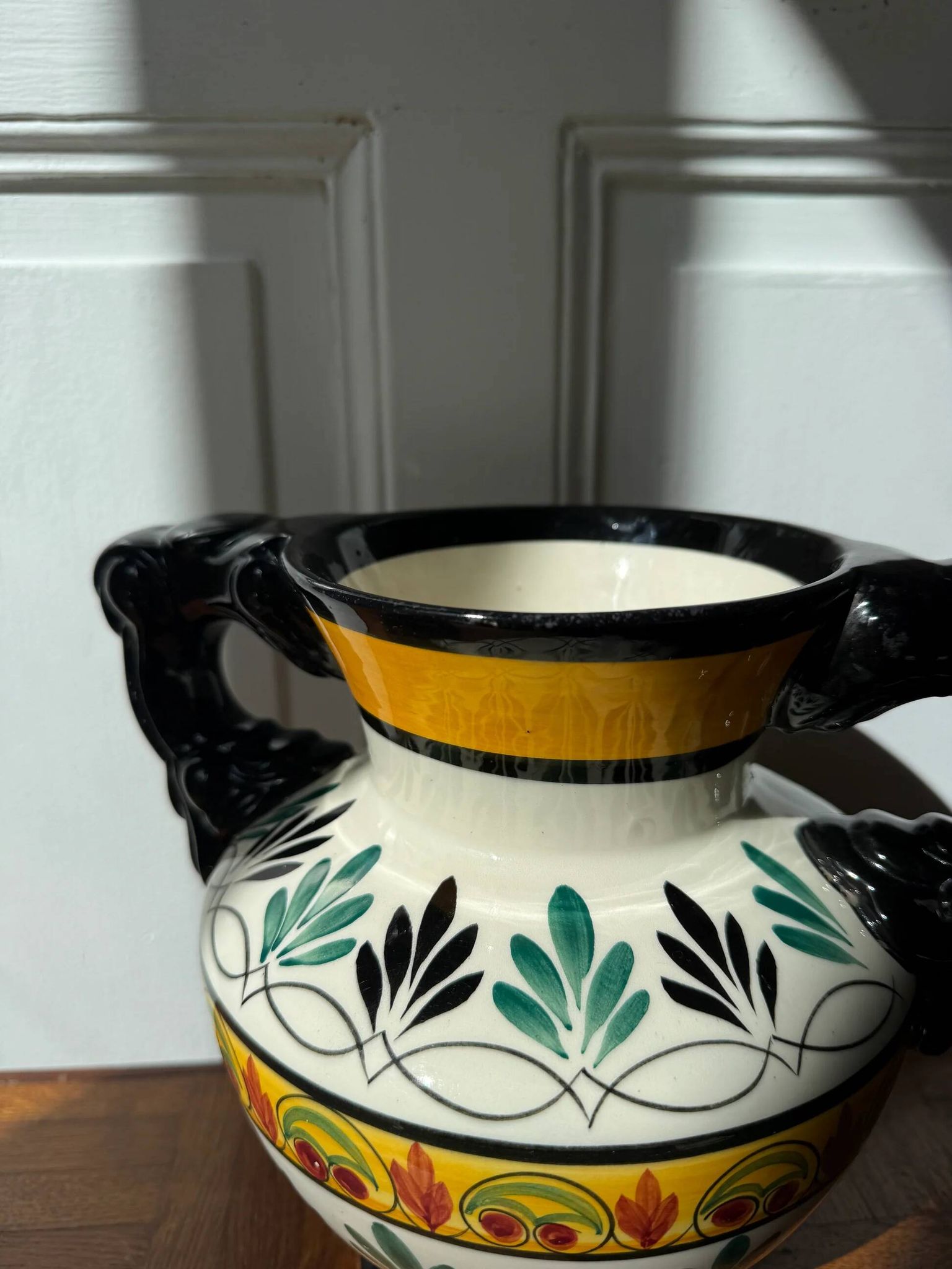 Vase Quimper en céramique – décor peint main