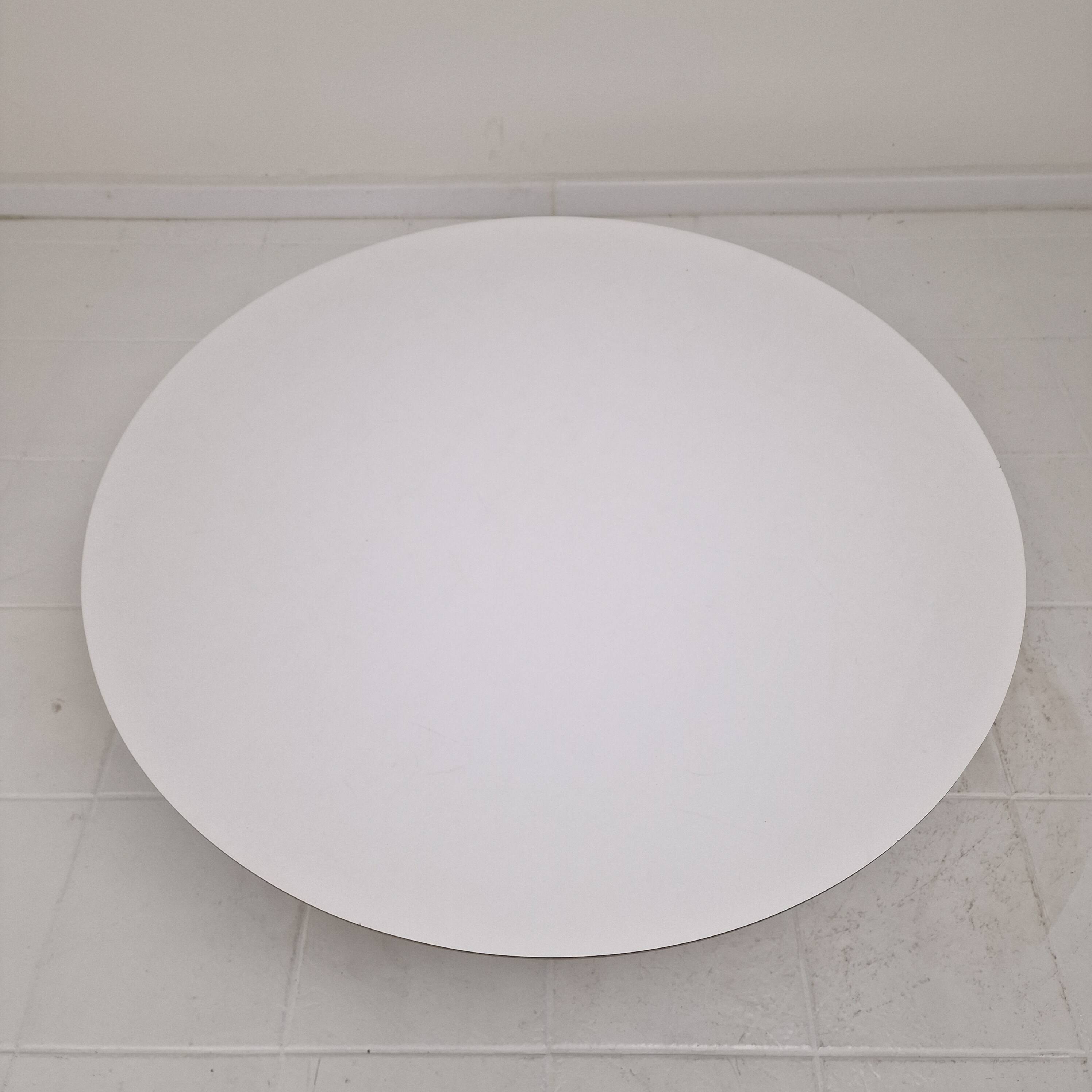 "Circle" Coffee Table by Pierre Paulin for Artifort, 1960s