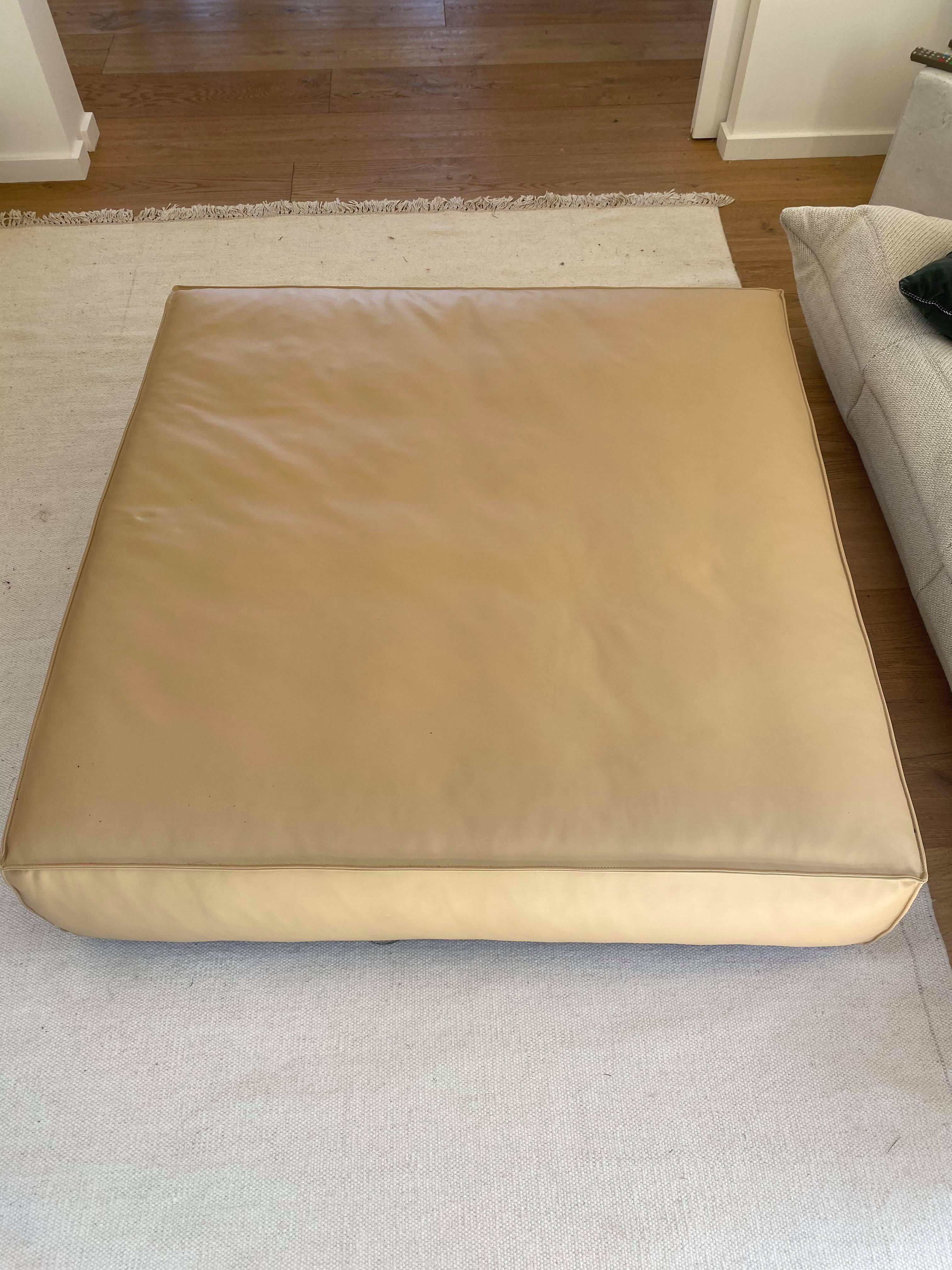 Natural leather pouf