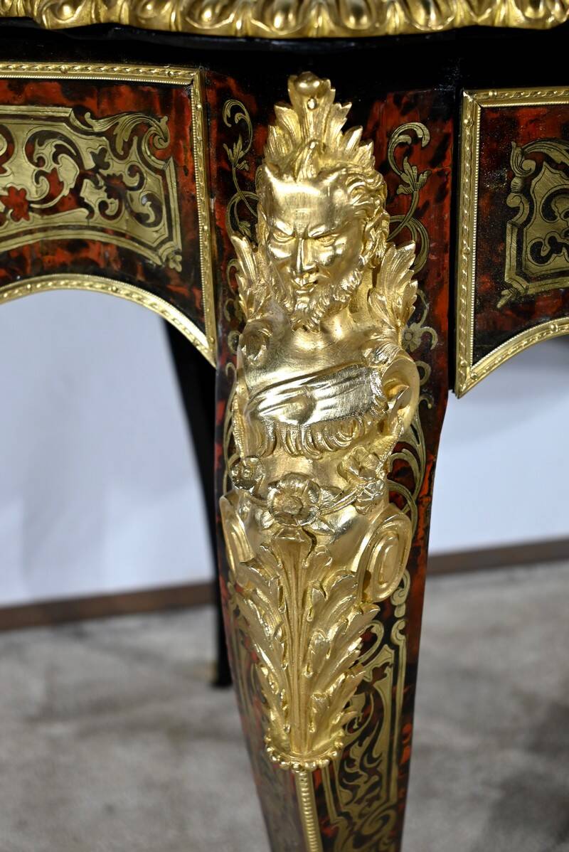 Table d’Apparat en Poirier Noirci, époque Napoléon III – Milieu XIXe