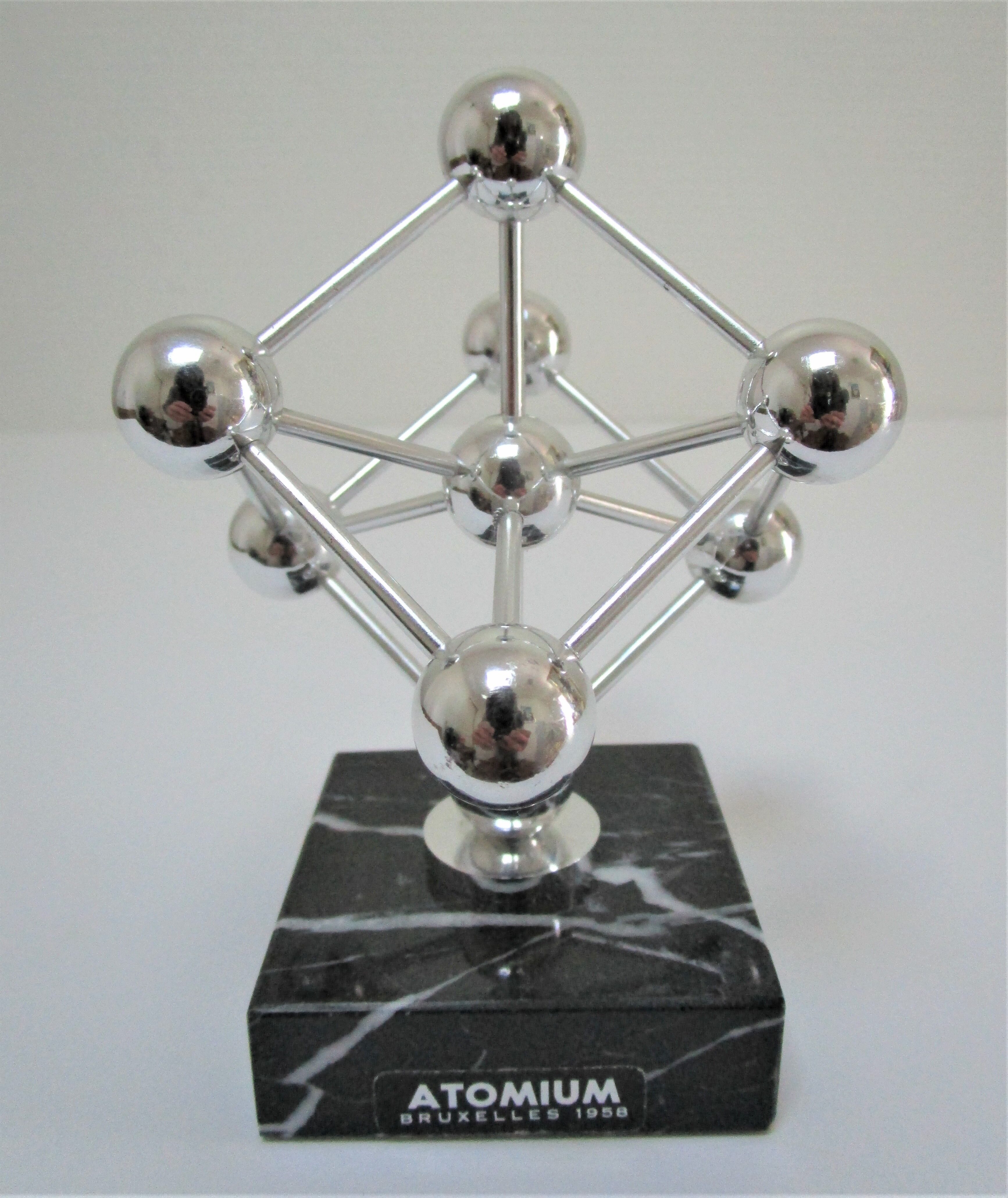 Clipboard atomium brussels metal marble vintage design