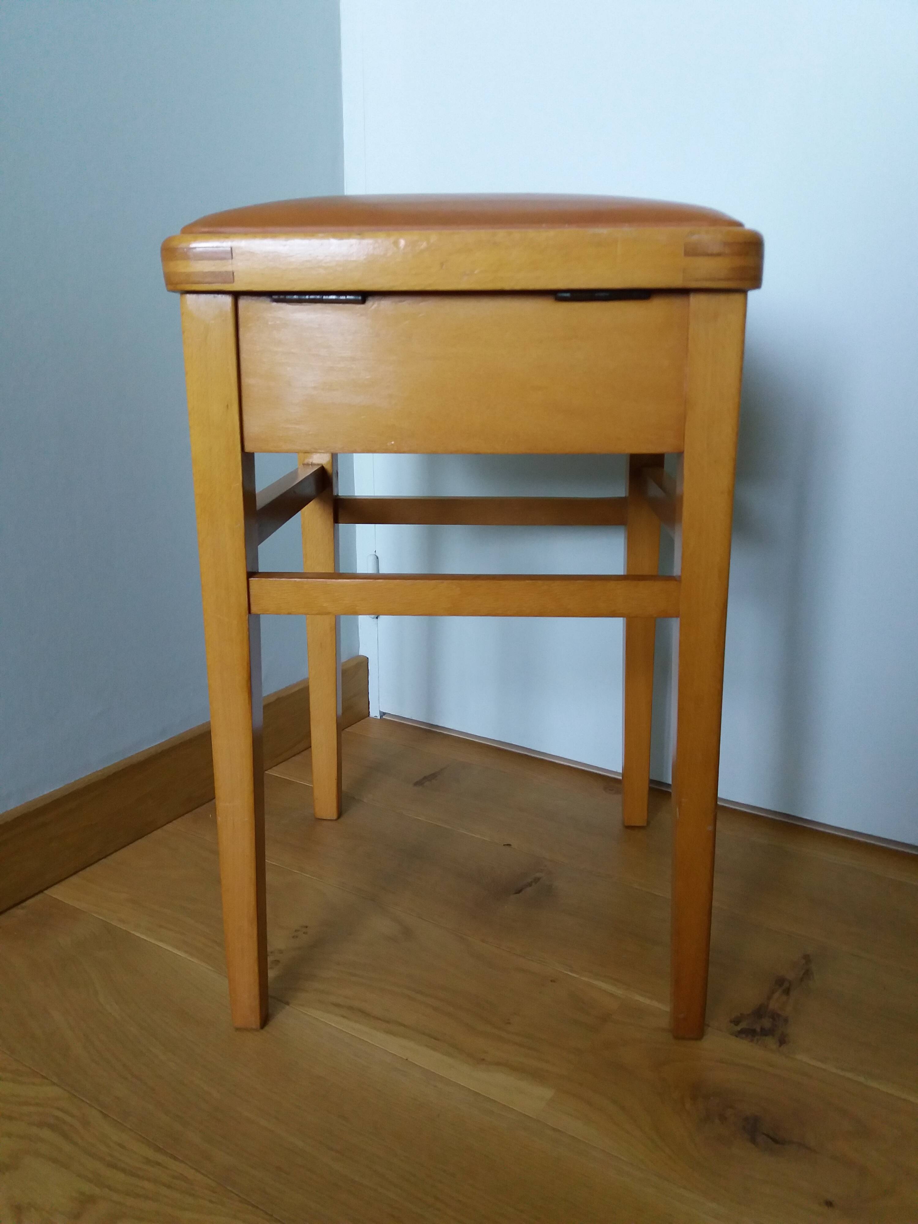 Wooden and faux leather shoe shine chest stool