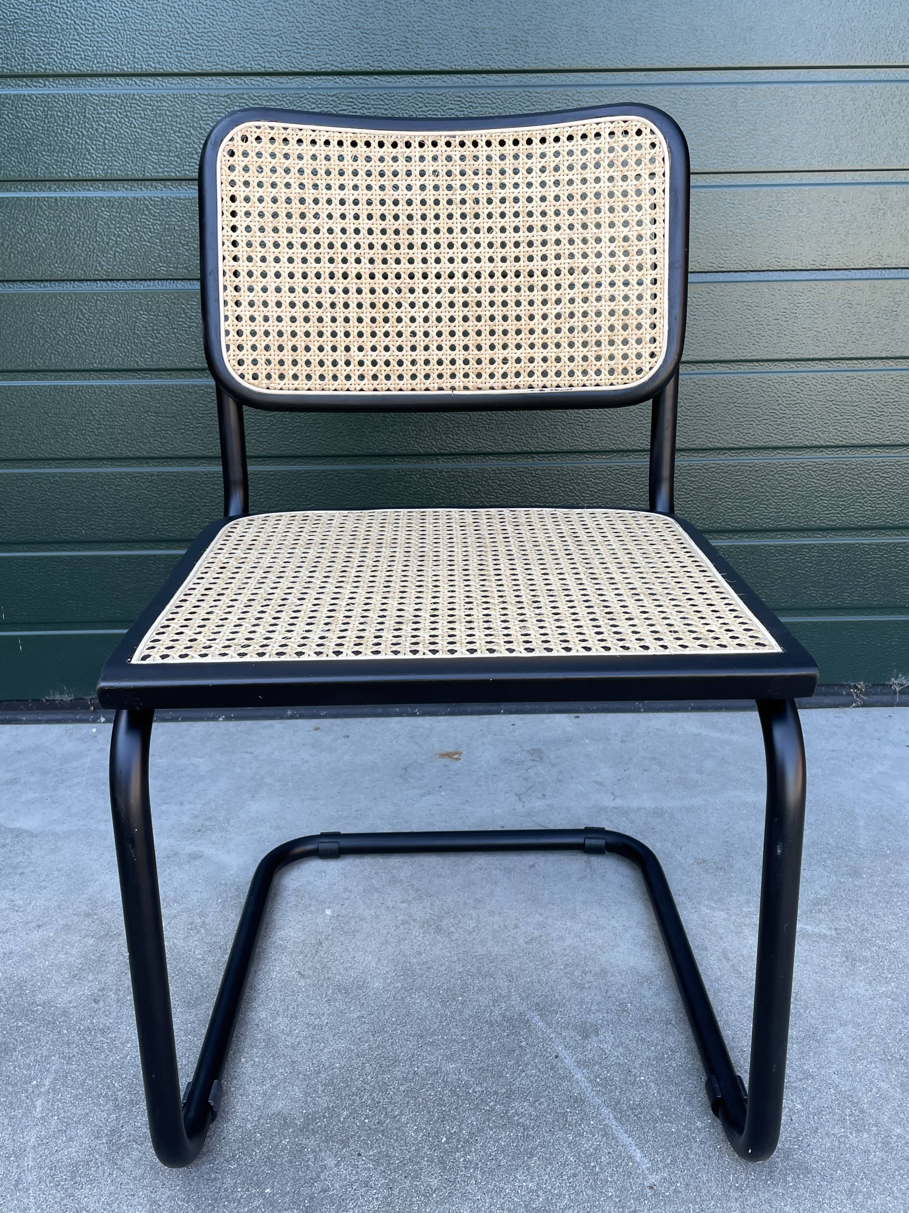 Cesca design chair b32 model in black set of four