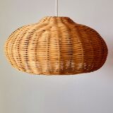 Braided wicker suspension
