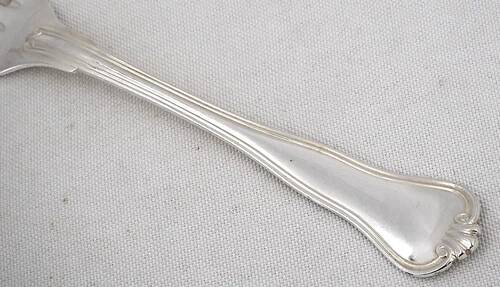 Christofle Violon palmettes, 14 table forks, 21 cm, silver-plated metal.