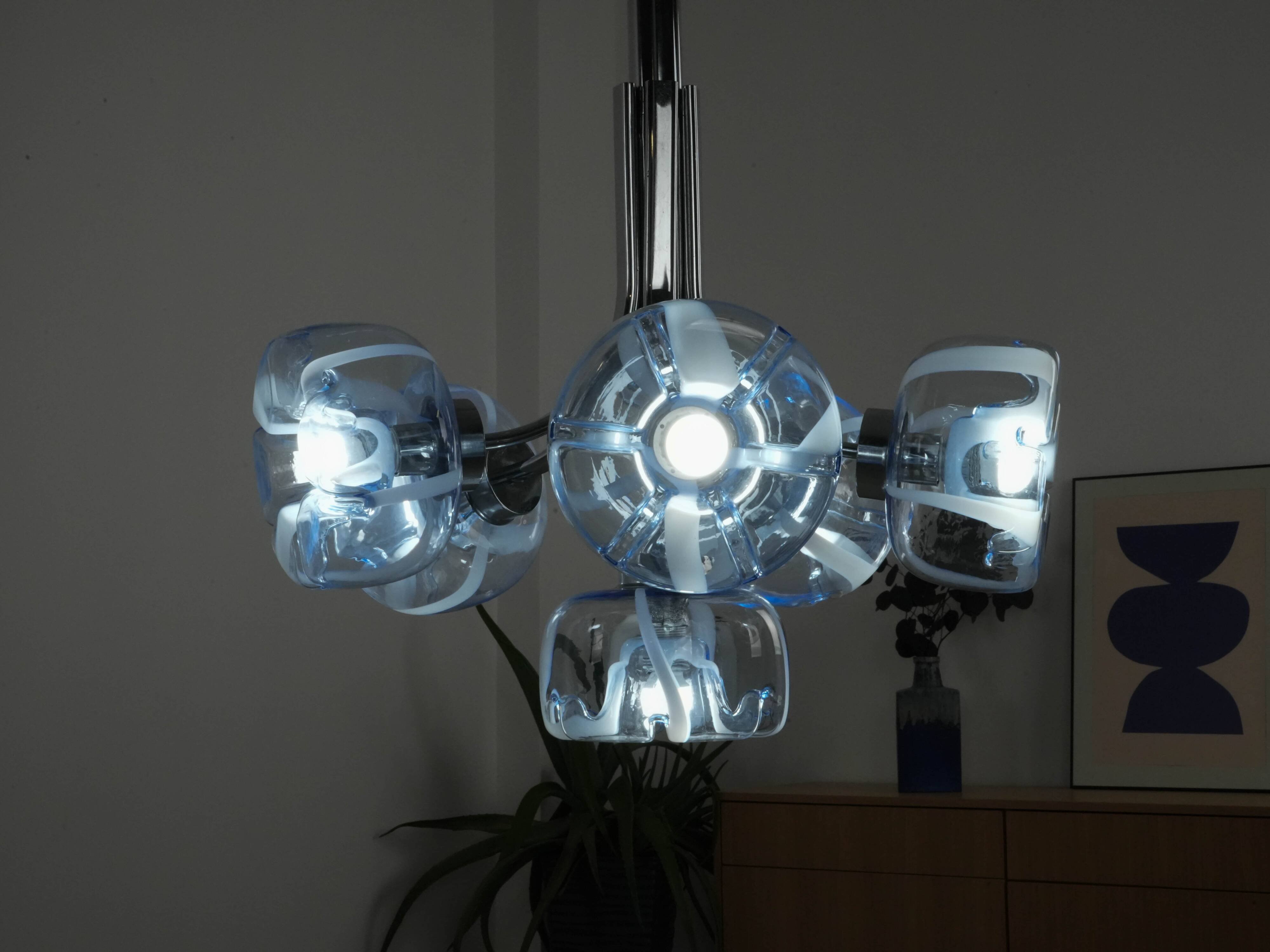 Chandelier, Italian design, Murano glass, 1970s, manufactured in Italy