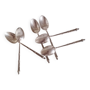 6 petites cuillères