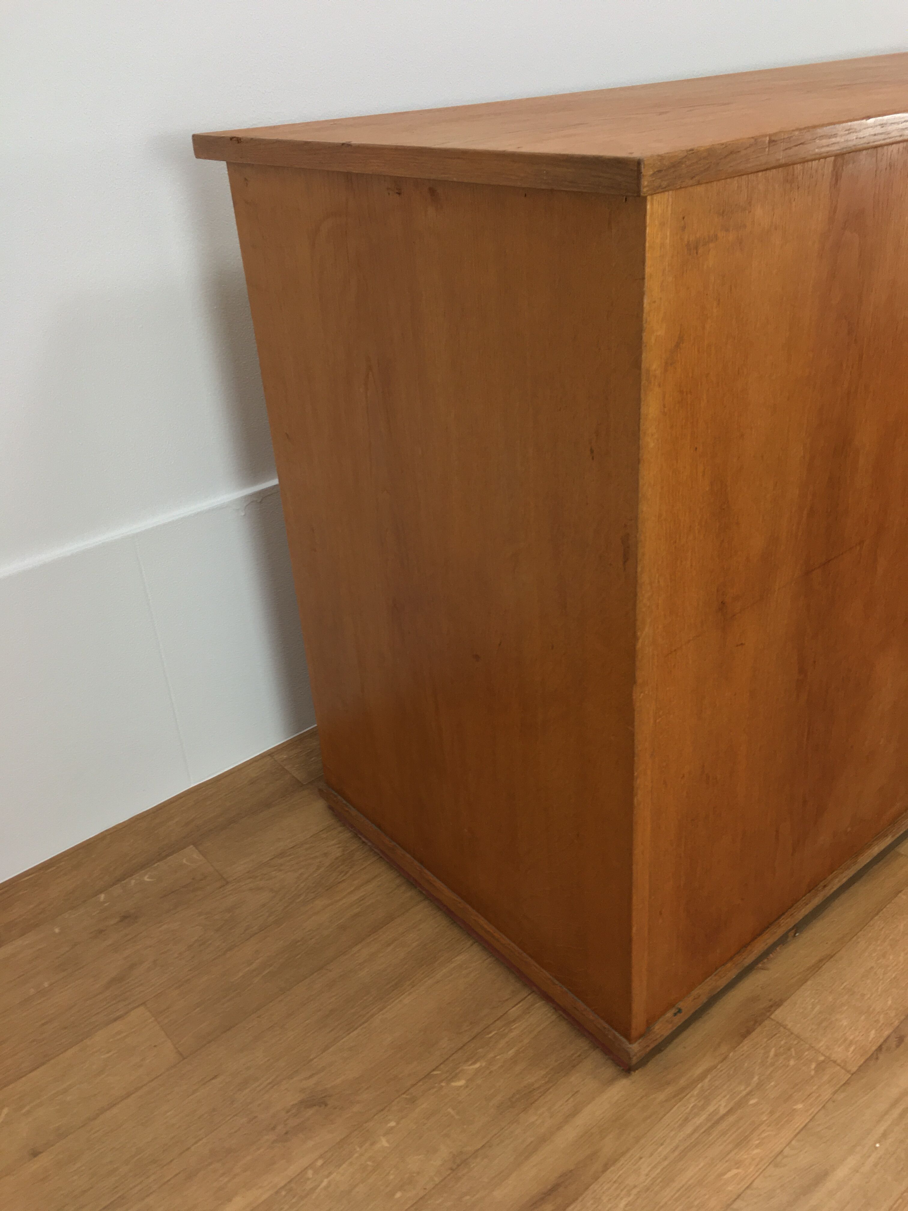 Craft furniture, drawer counter, oak