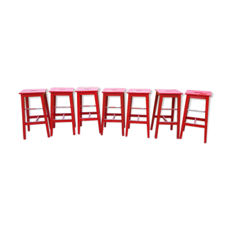 7 stools