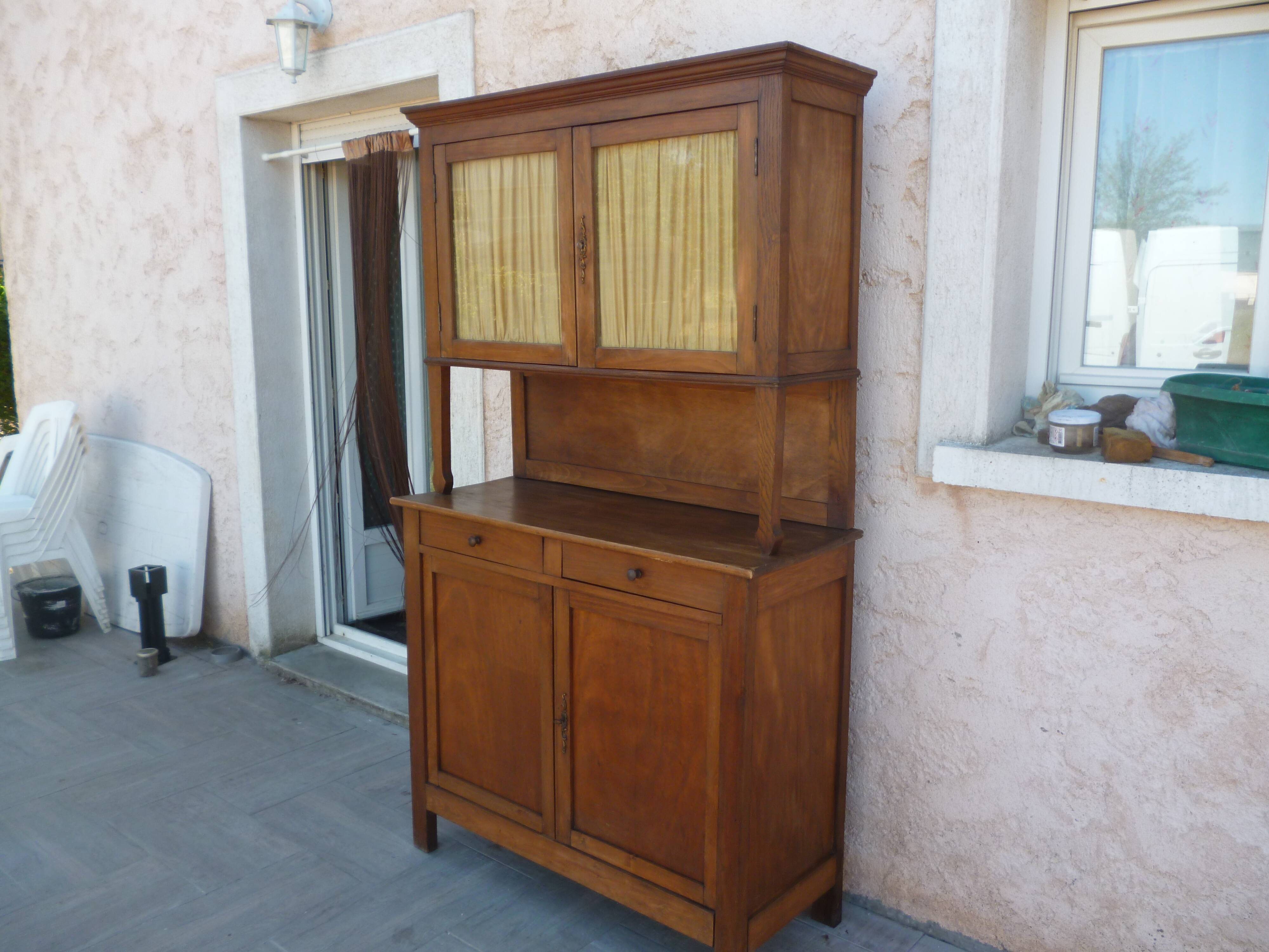 Vintage croas buffet