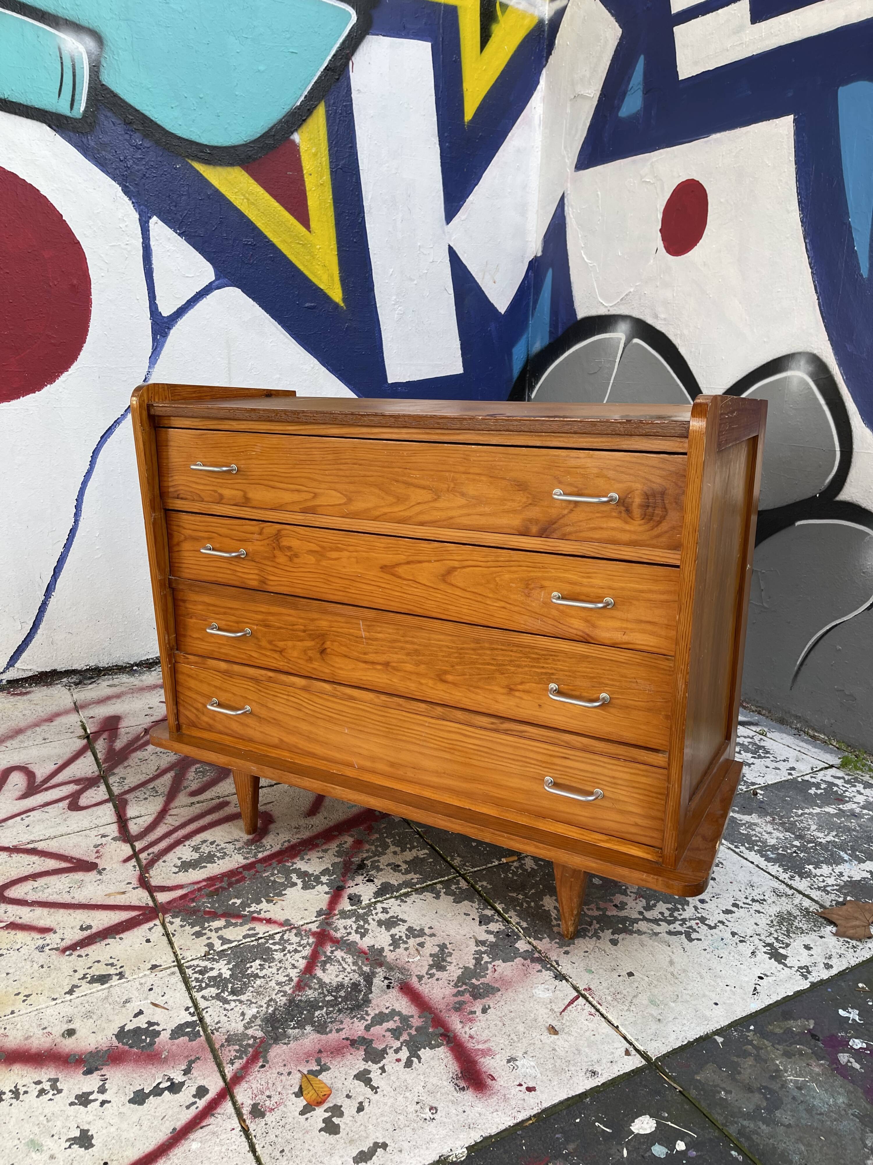 Vintage chest of drawers 70