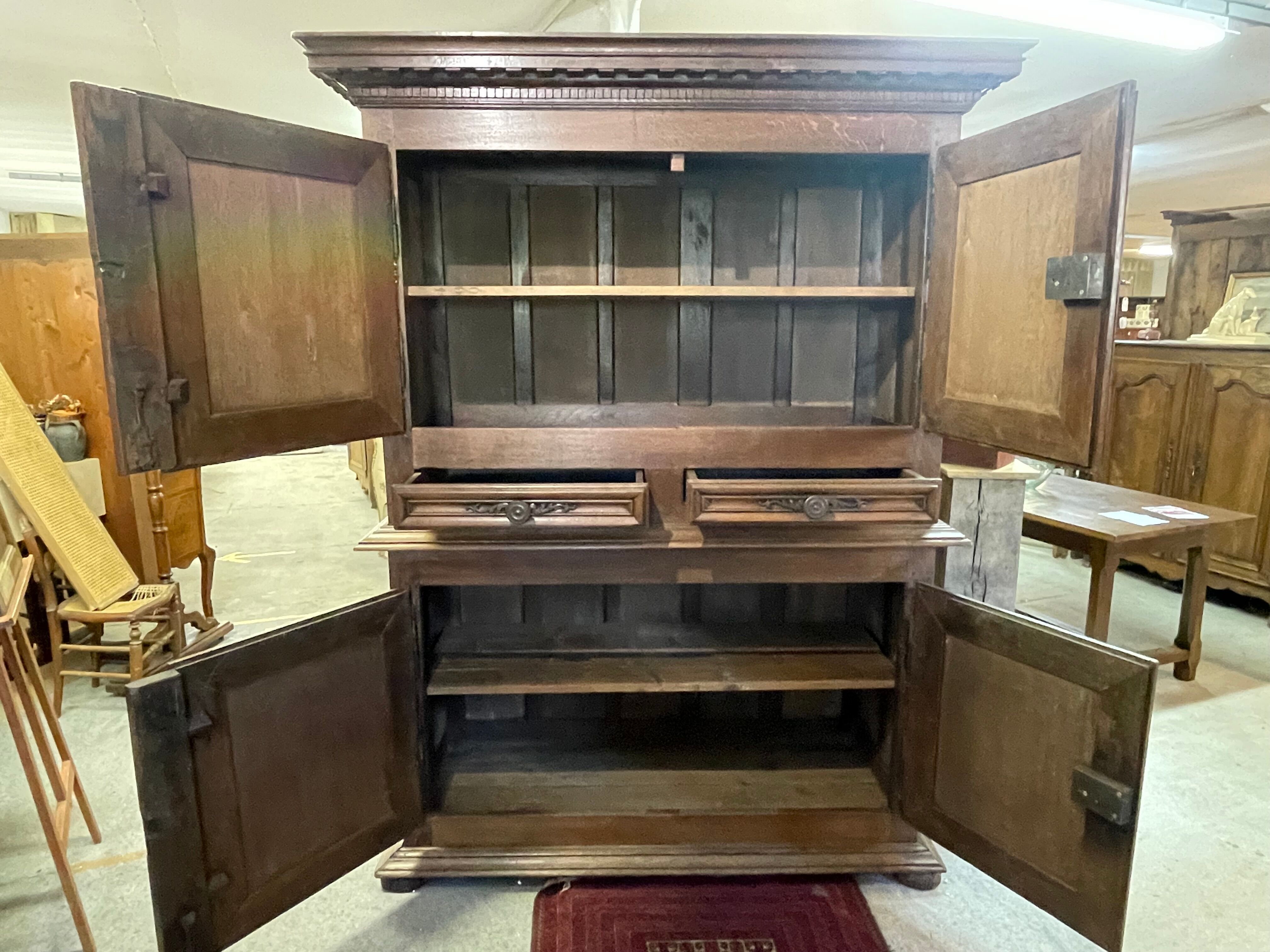 Dresser in oak 18th