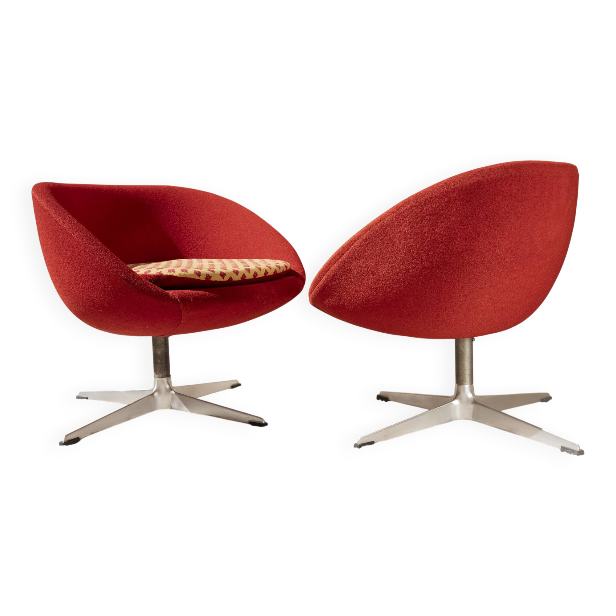 Paire de fauteuils vintages