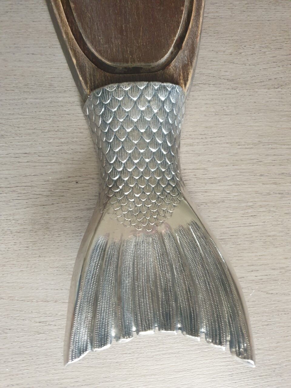 Wood/Silver Metal cutting board