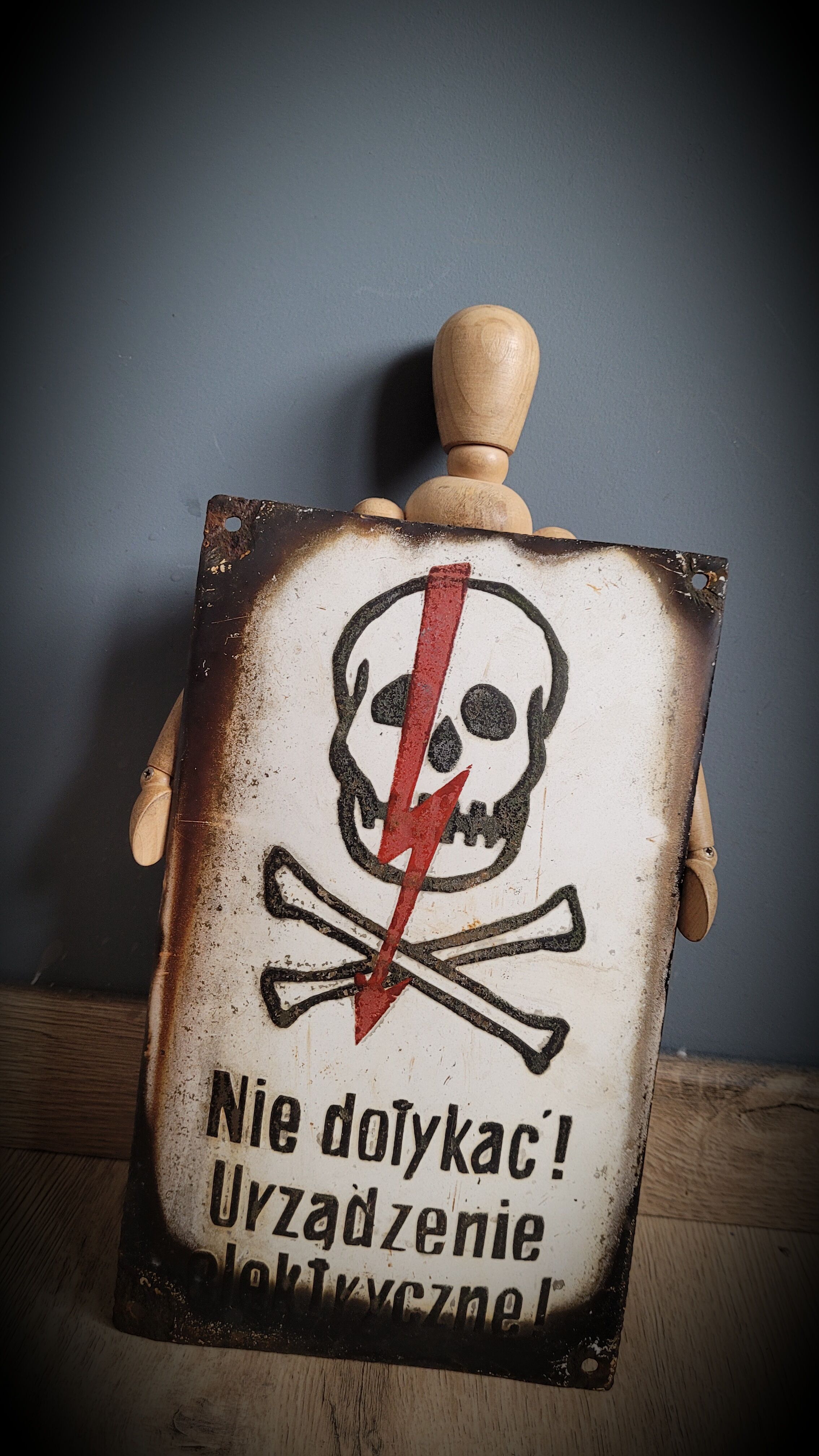 Skull 1 straight flash enamel plate