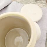 Pomace pot with lid
