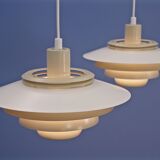 Lot de 2 suspensions danoise en blanc et beige par jeka, des années 1970