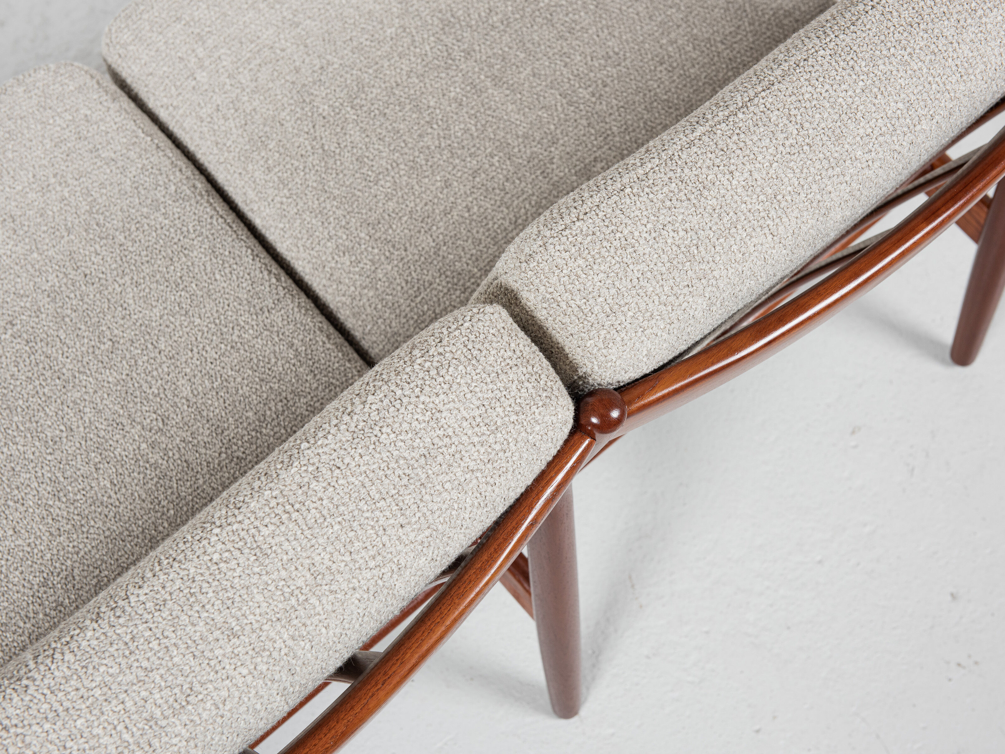 2-seater sofa design Sven Age Eriksen published by Glostrup 1960s.