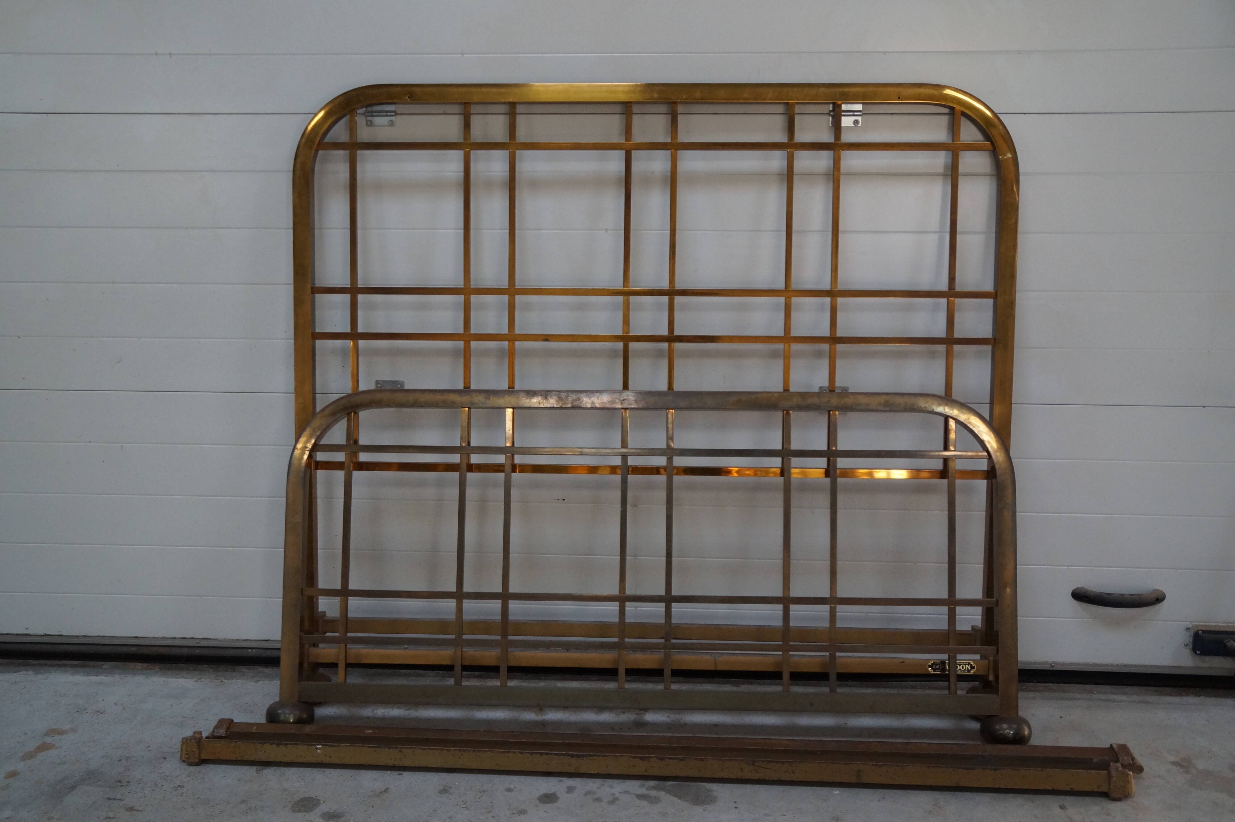 Bed art deco brass 150x190