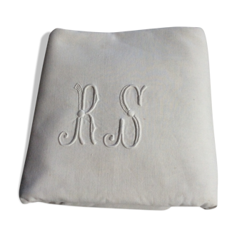 Cotton top sheet, open top edge, embroidered monogram