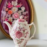 Vintage English teapot – “Rose Chintz” model