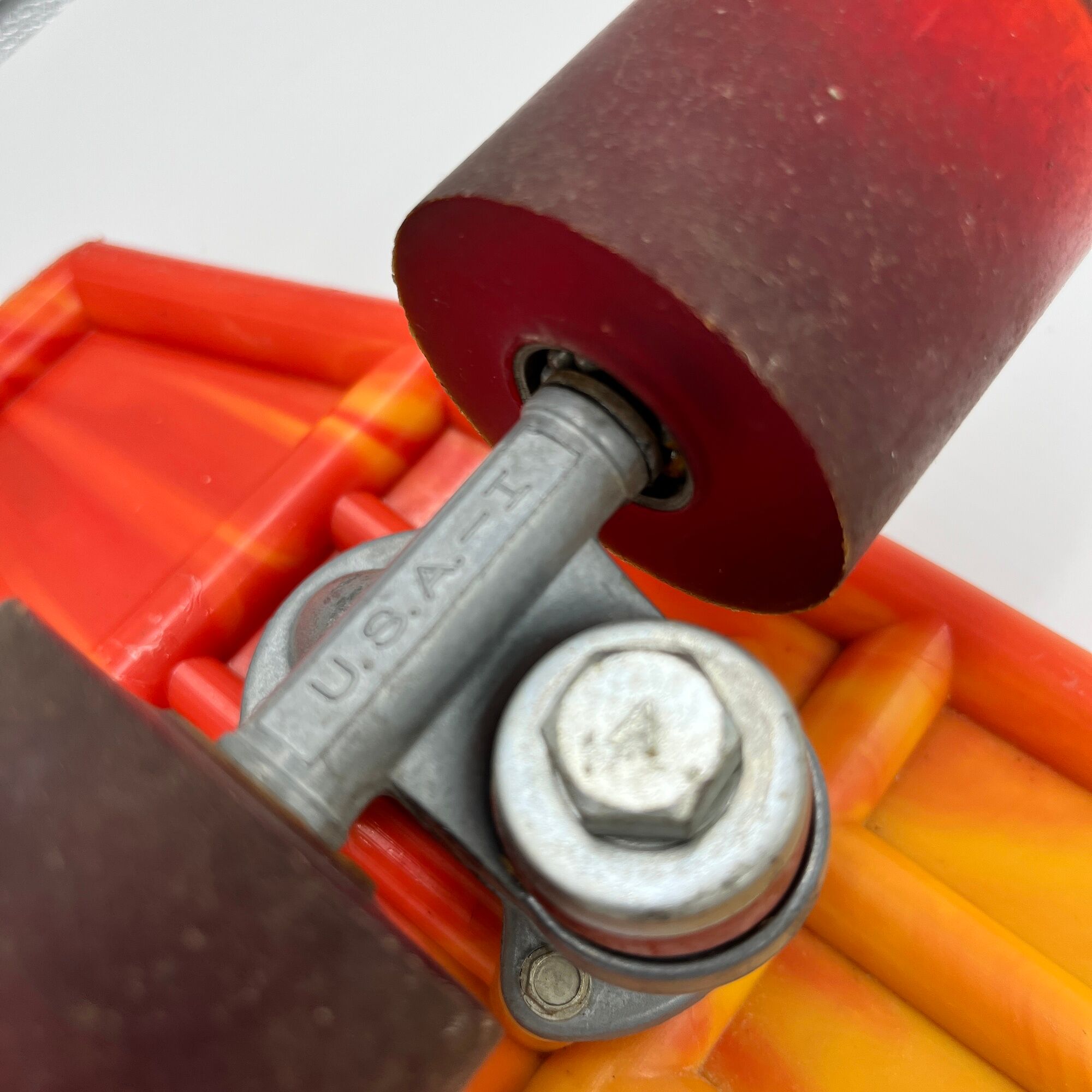 Skateboard of the brand "California Free spirit"