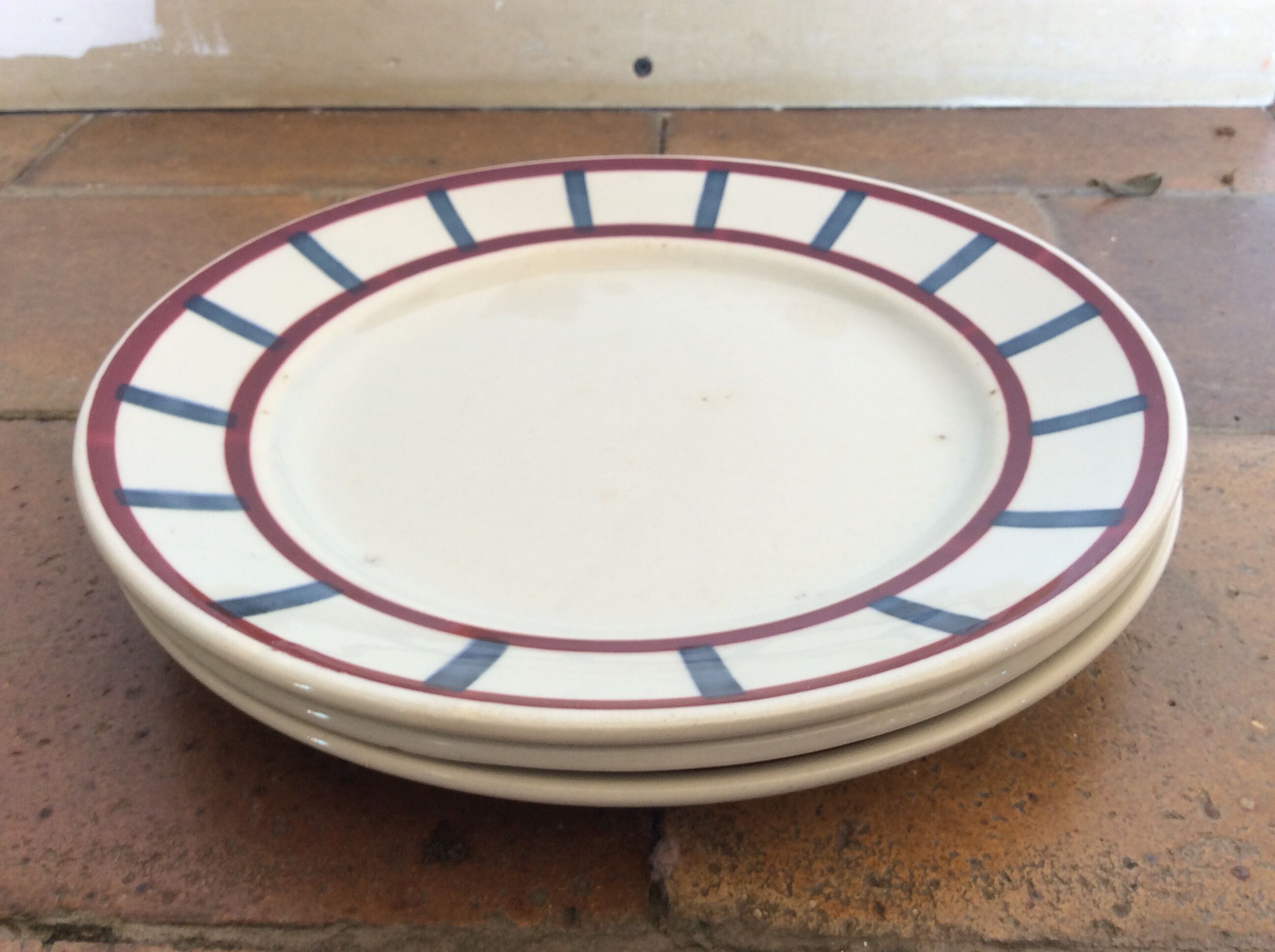 3 plates basque décor