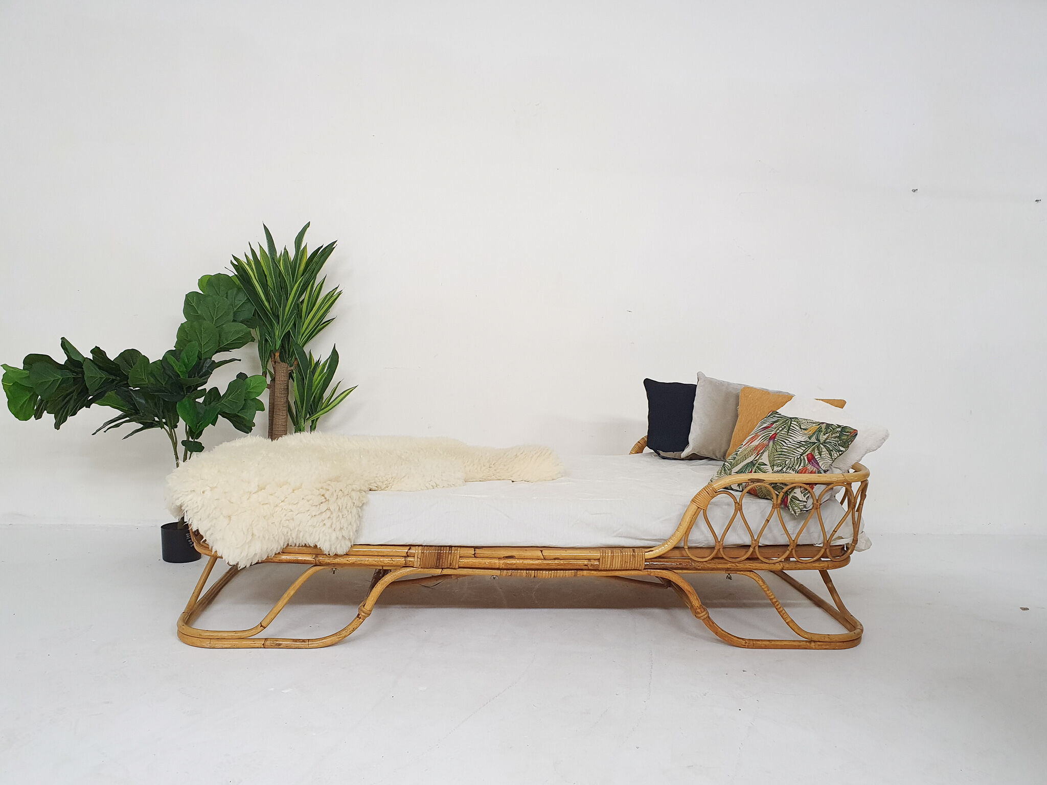 Vintage rattan daybed, The Netherlands 1960's