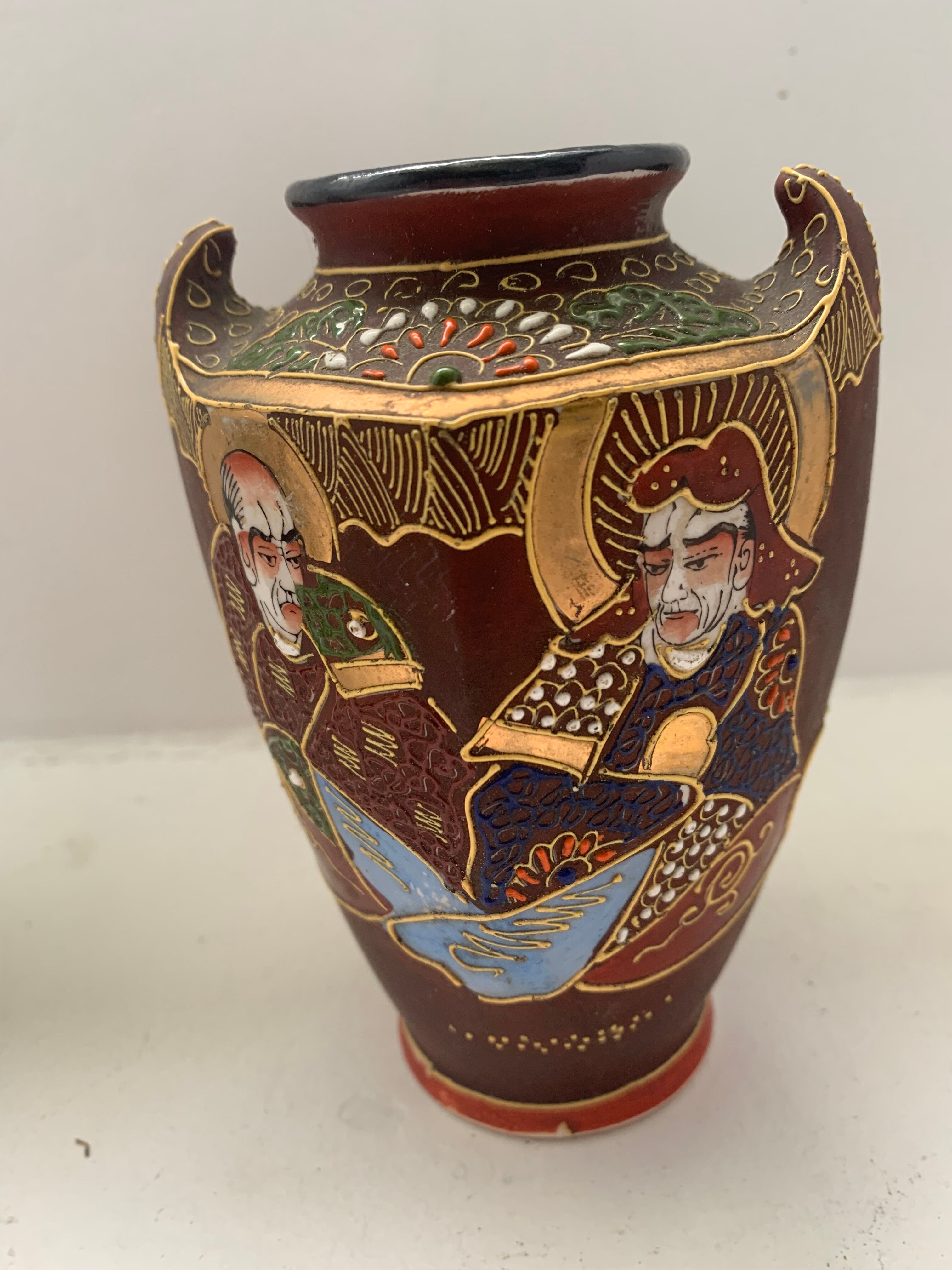 Vase and burn perfume Japanese porcelain tsatsuma