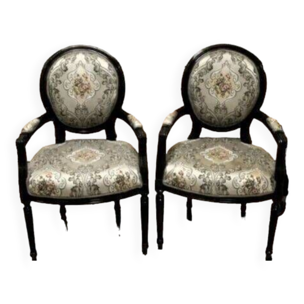 2 fauteuils style Louis XVI