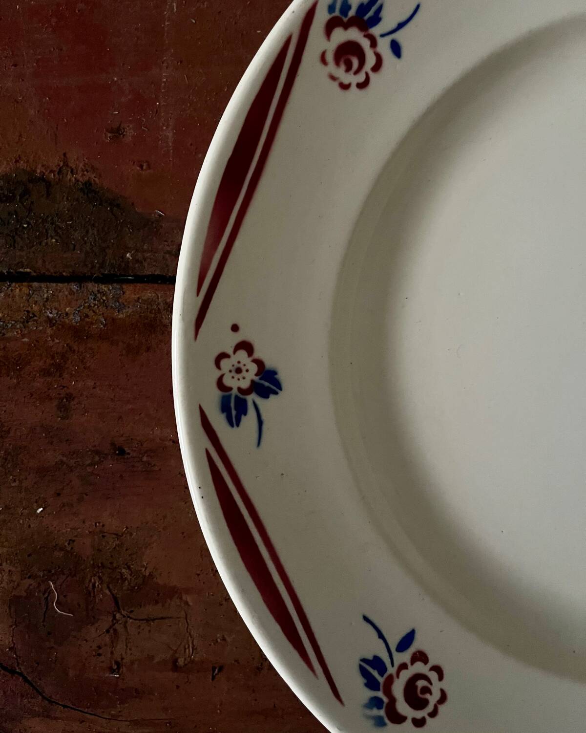 Large Luneville iron earth dish (Luce model)