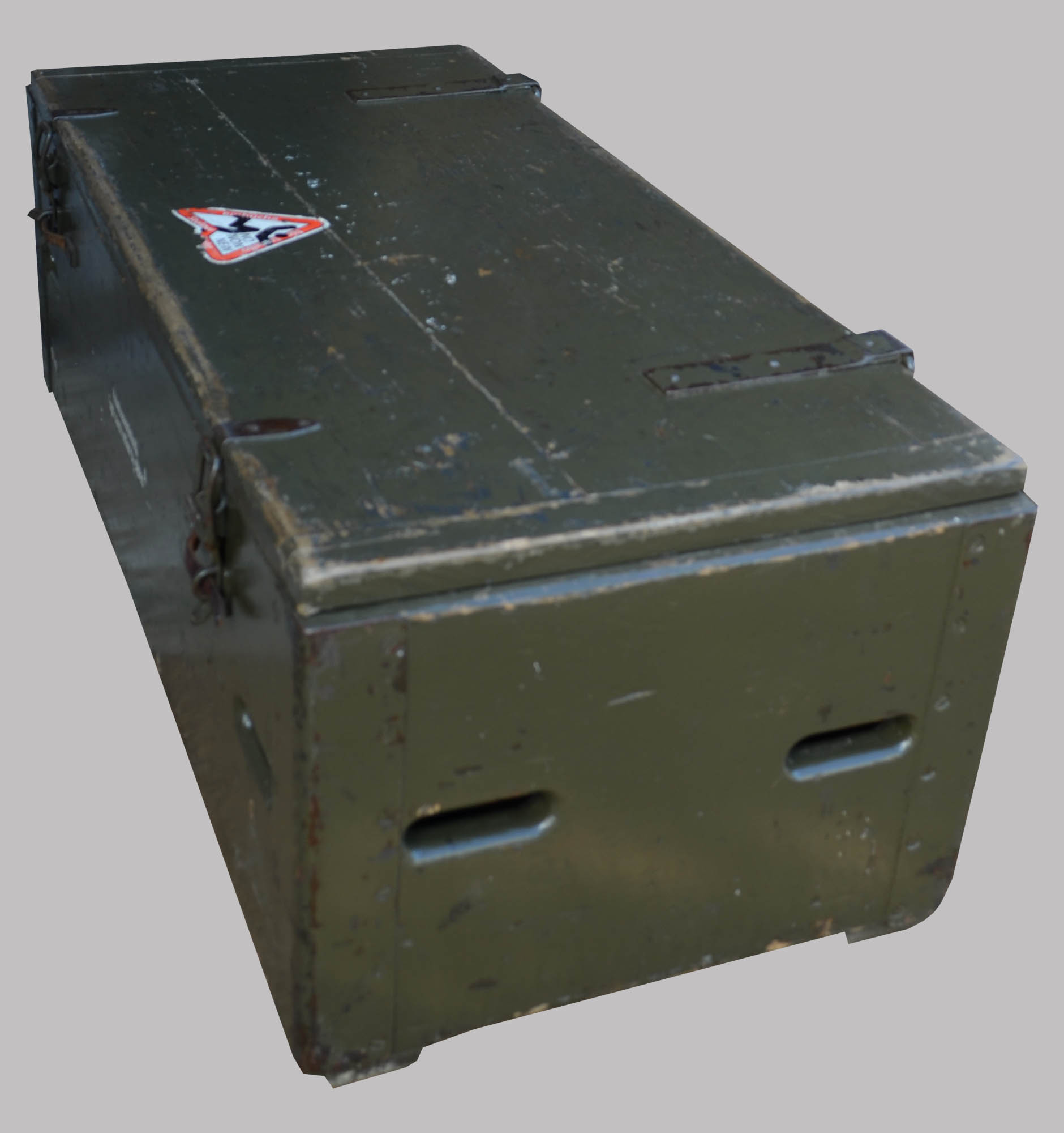 Military trunk