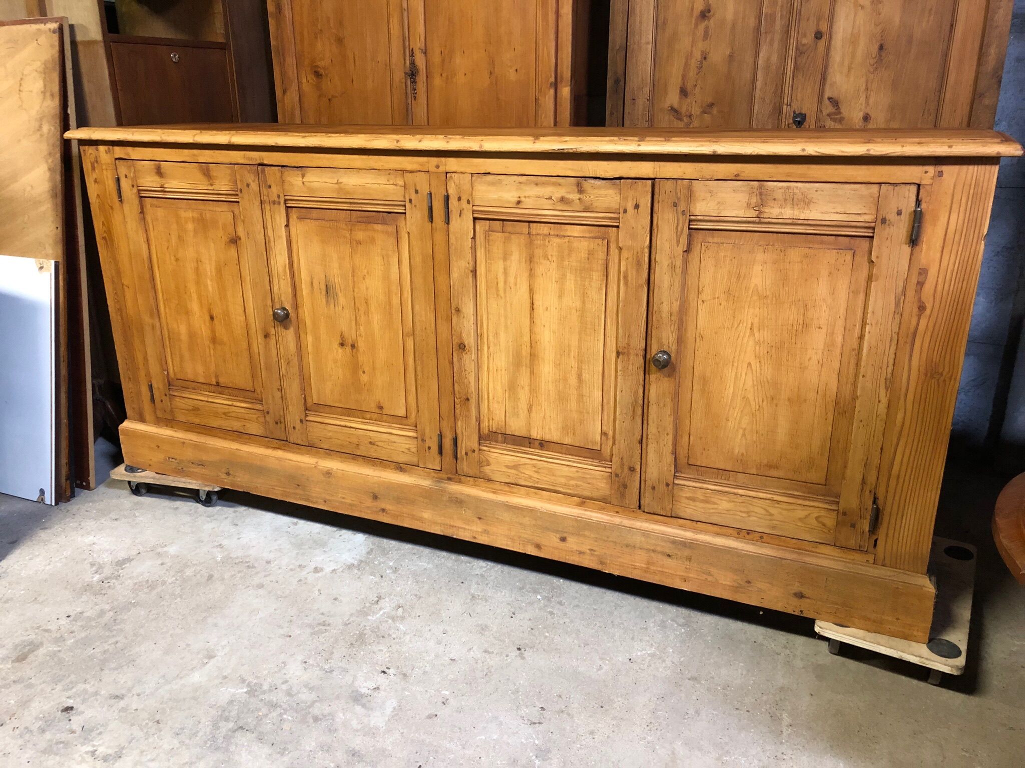 Old counter 4 pine doors