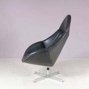 1960s swivel easy chair on chrome crossbase with black skai seat / Rudolf Wolf / Rohé, Netherlands