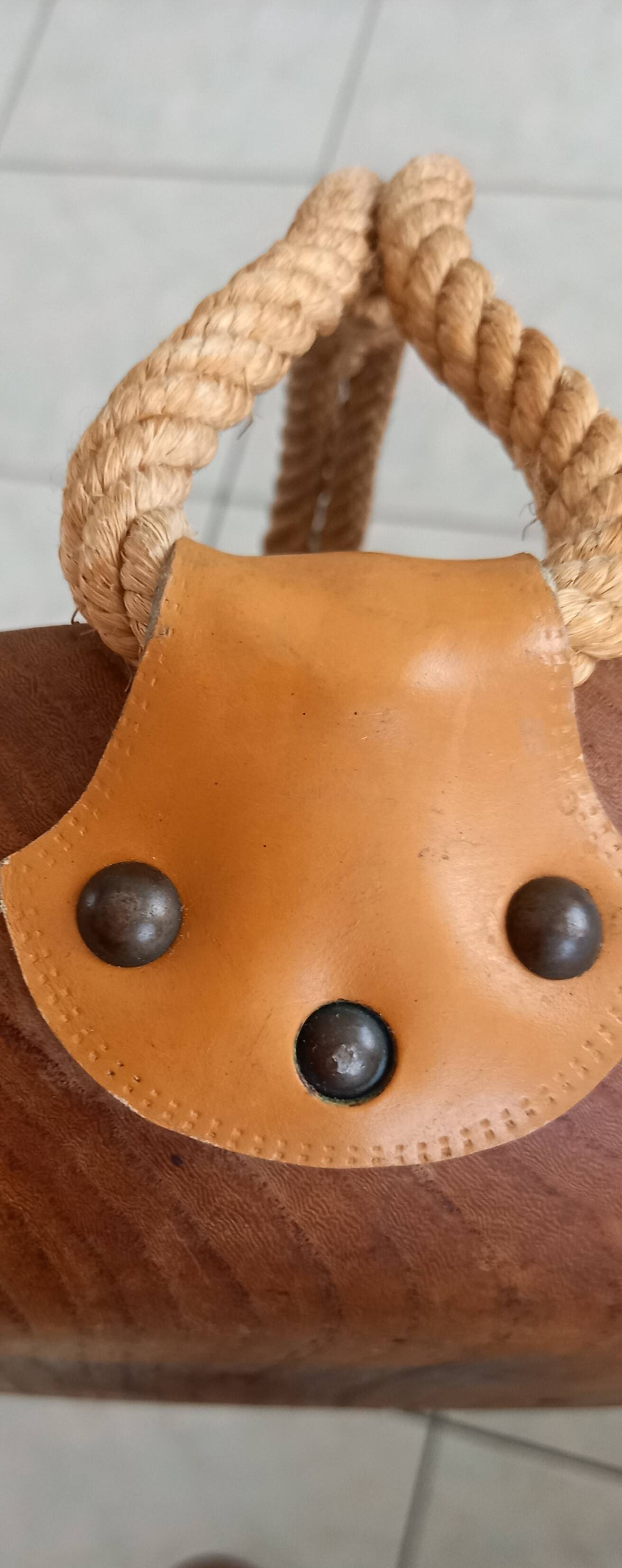 VINTAGE DESIGN WOODEN COUPE and ROPE attributed to Adrien Audoux