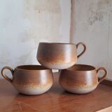 Trio de tasses en grès