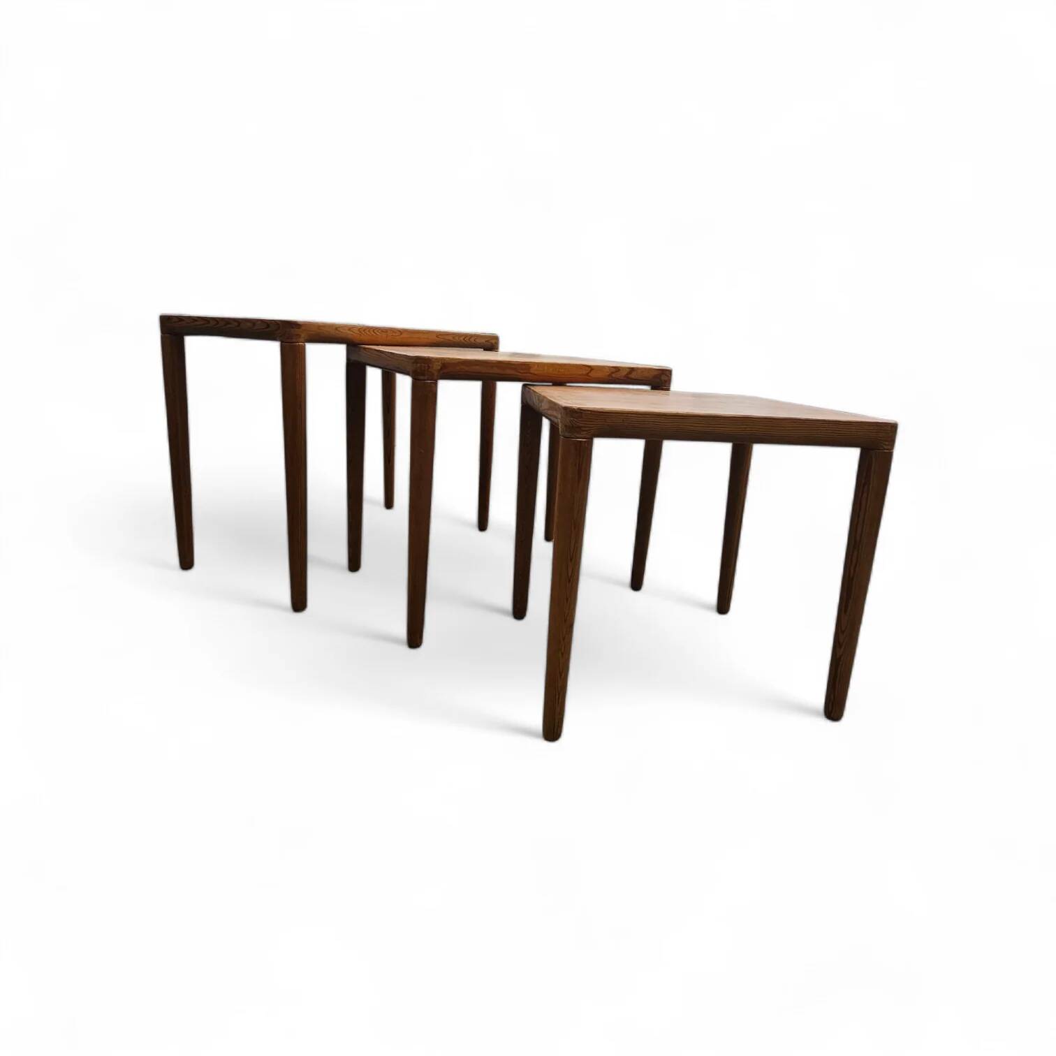 Ensemble de 3 tables gigognes en chêne massif / Henry Walter Klein pour Bramin / 1970
