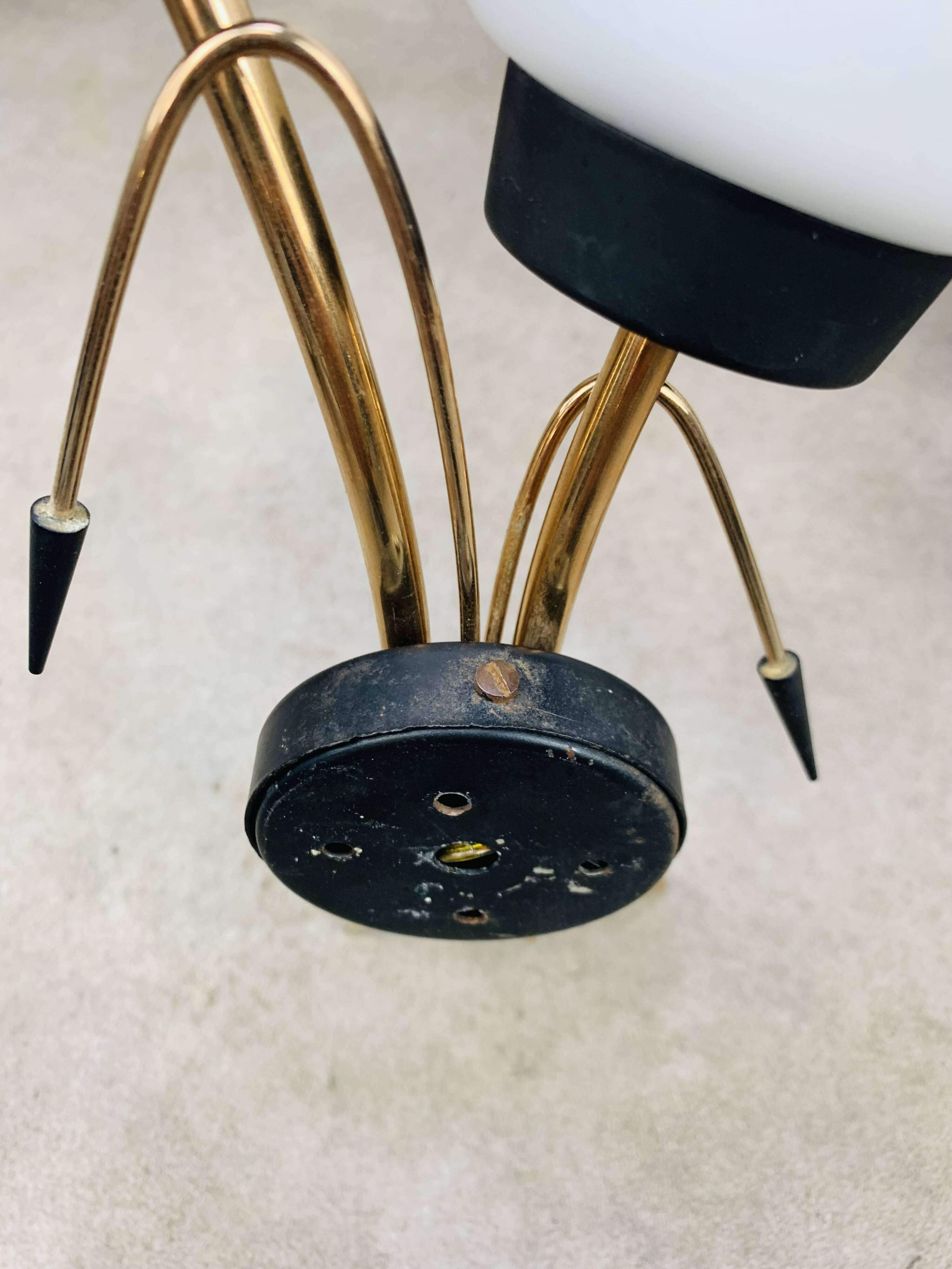 Pair of 1950s wall lights, opaline and brass tulips, Lunel Arlus