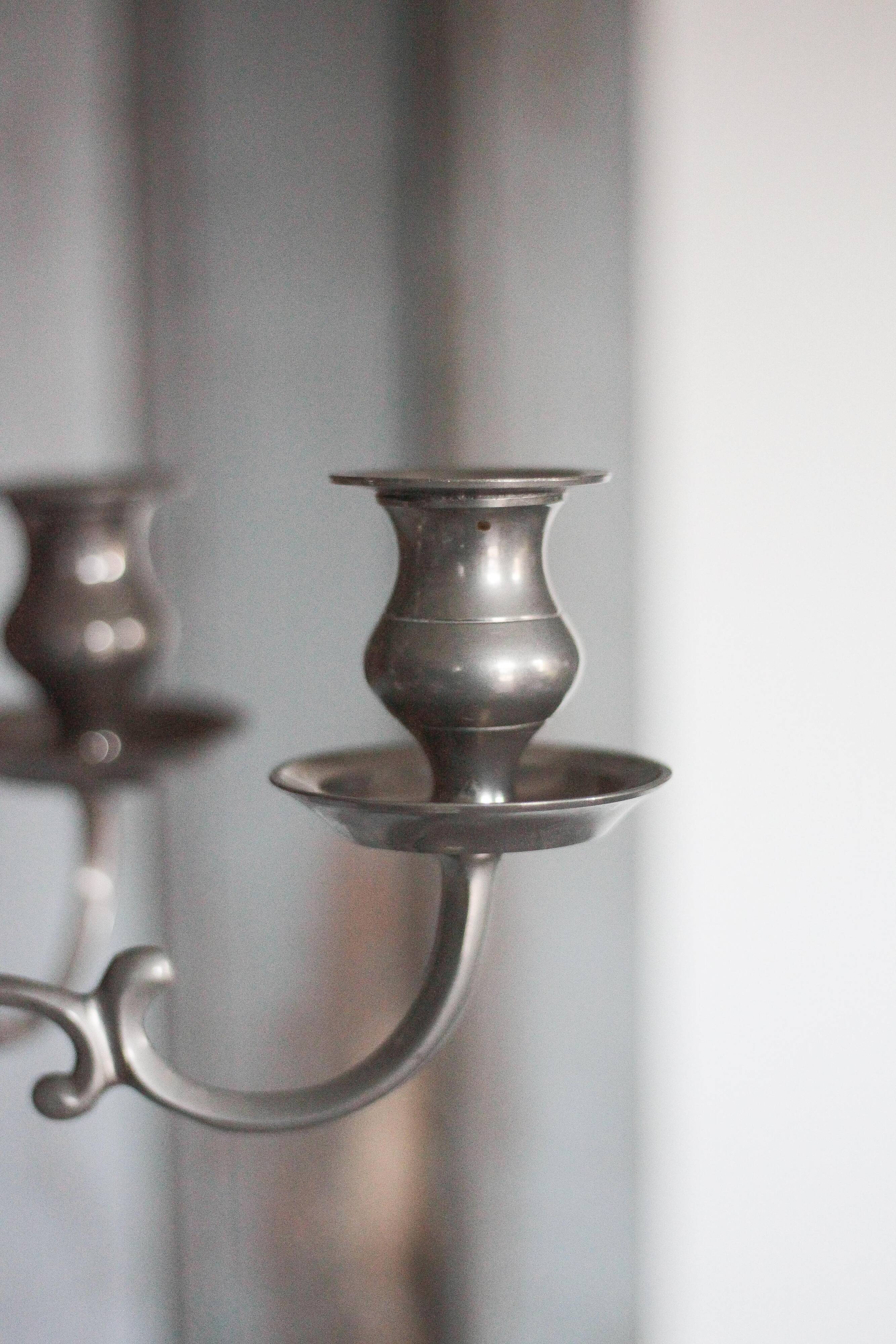 Chandelier with 5 lights, large candelabrum, candle holder, interior decoration.