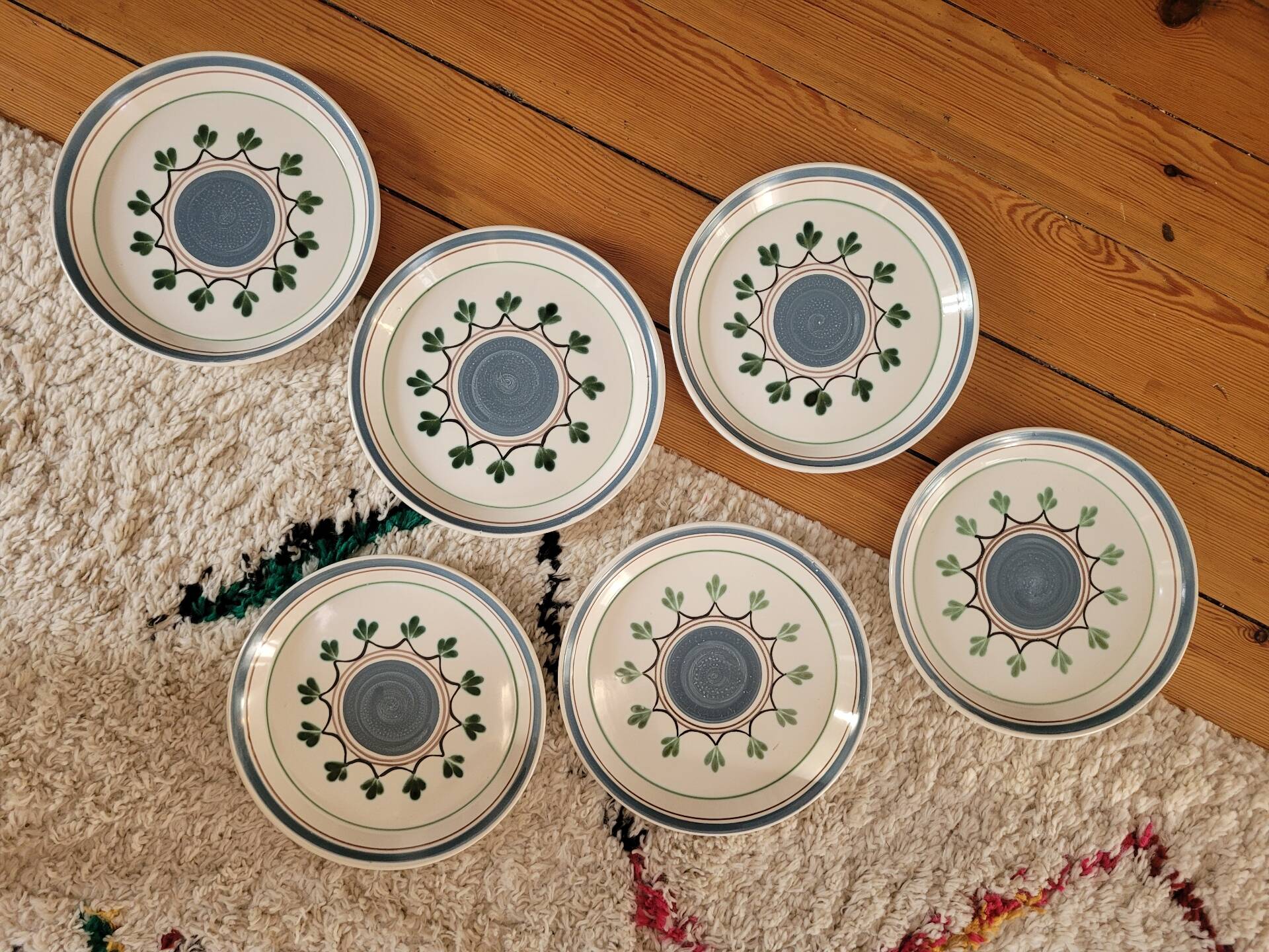 Lot no. 2 of 6 dessert plates MBFA Pornic