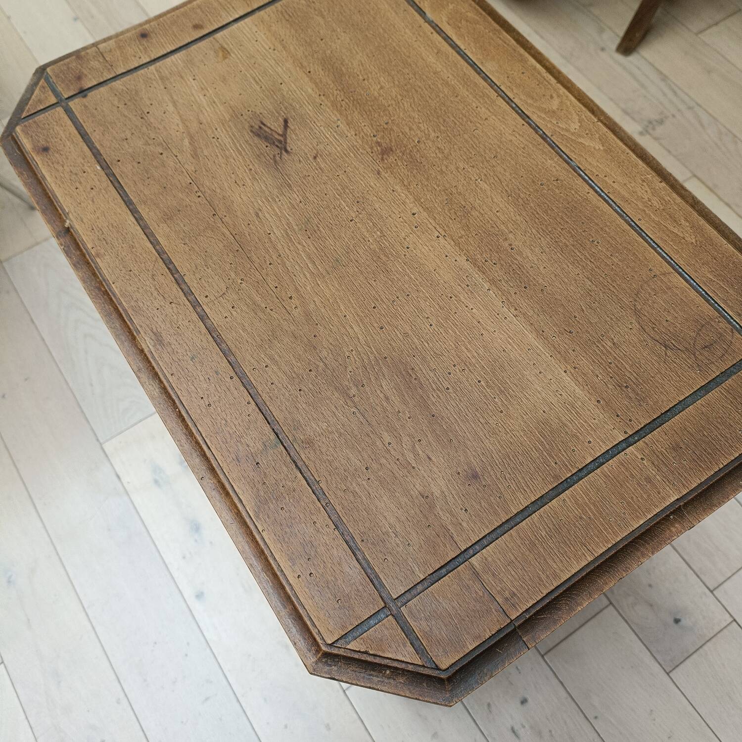 Occasional table, Art Deco pedestal table
