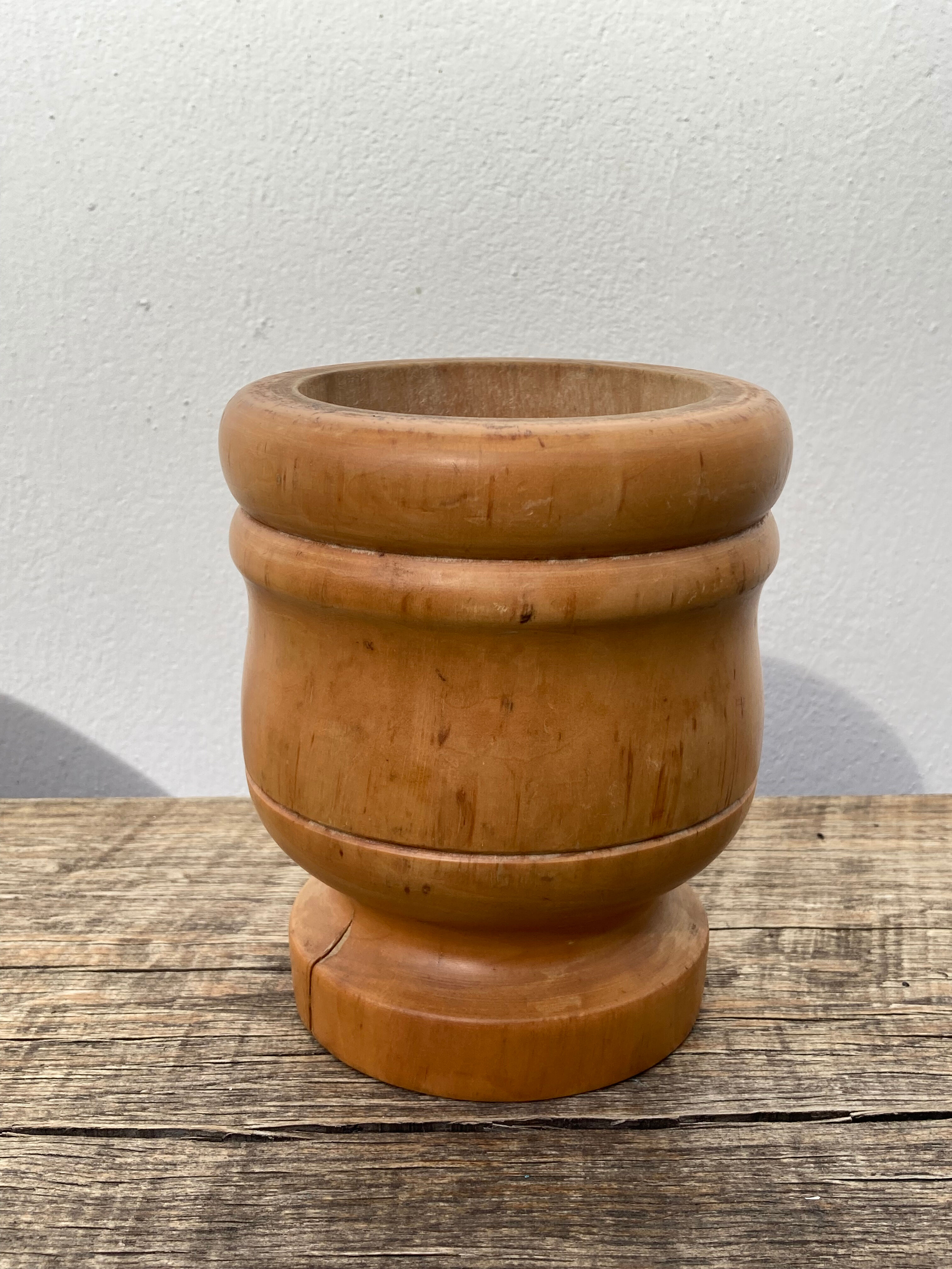 Small solid wood pot cache / vintage ethnic vase