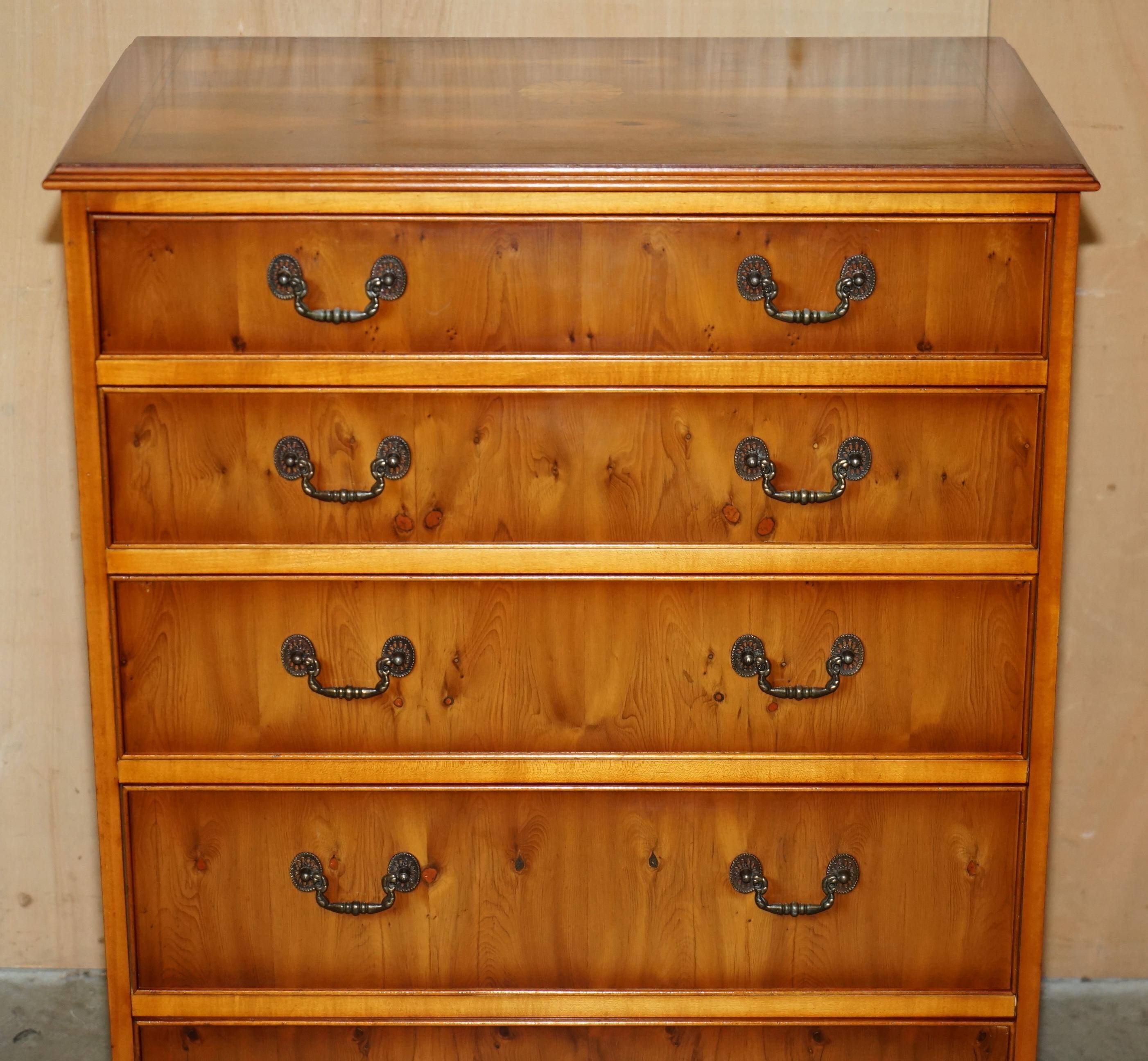 Pair of large Sheraton Revival chests of drawers in yew wood, 110 cm
