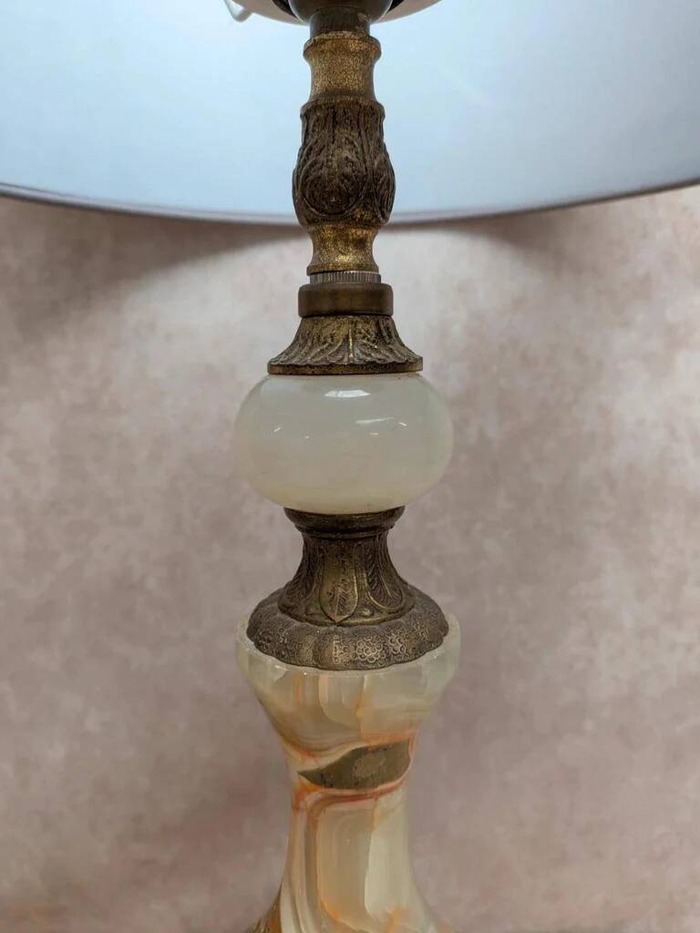 Vintage lamp base in onyx and brass