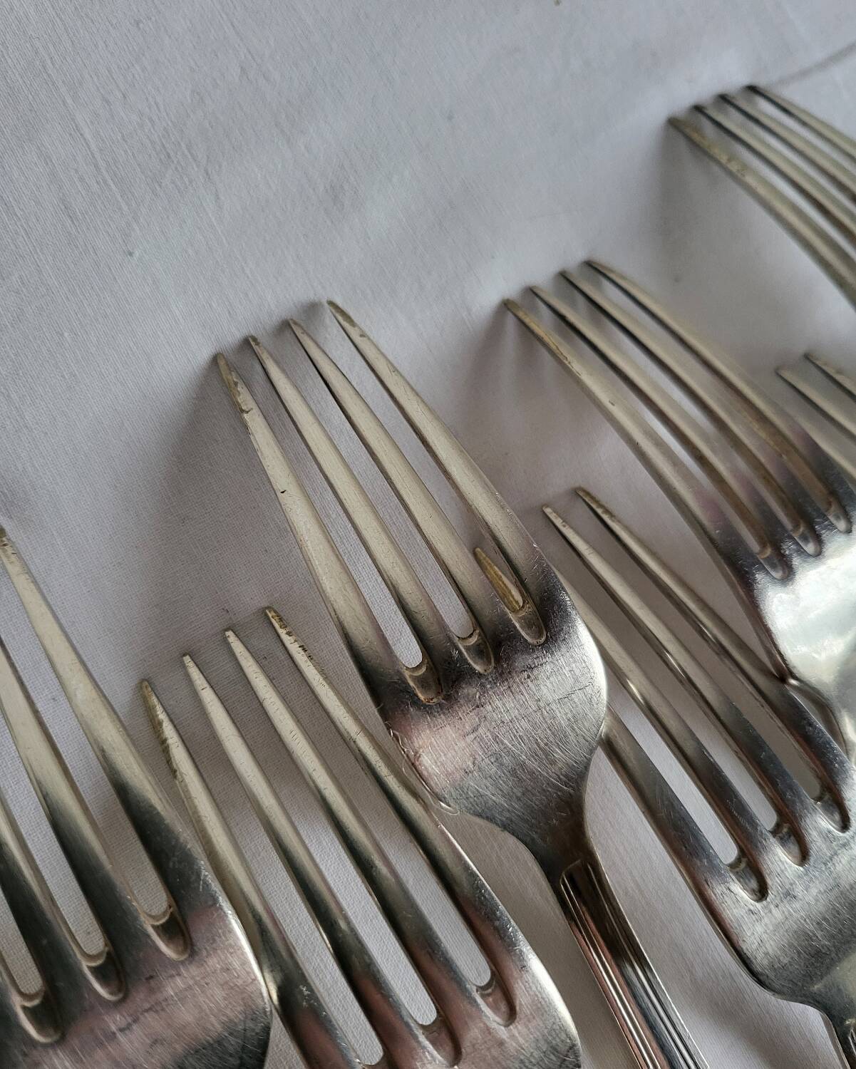 12 silver-plated table forks Manufrance