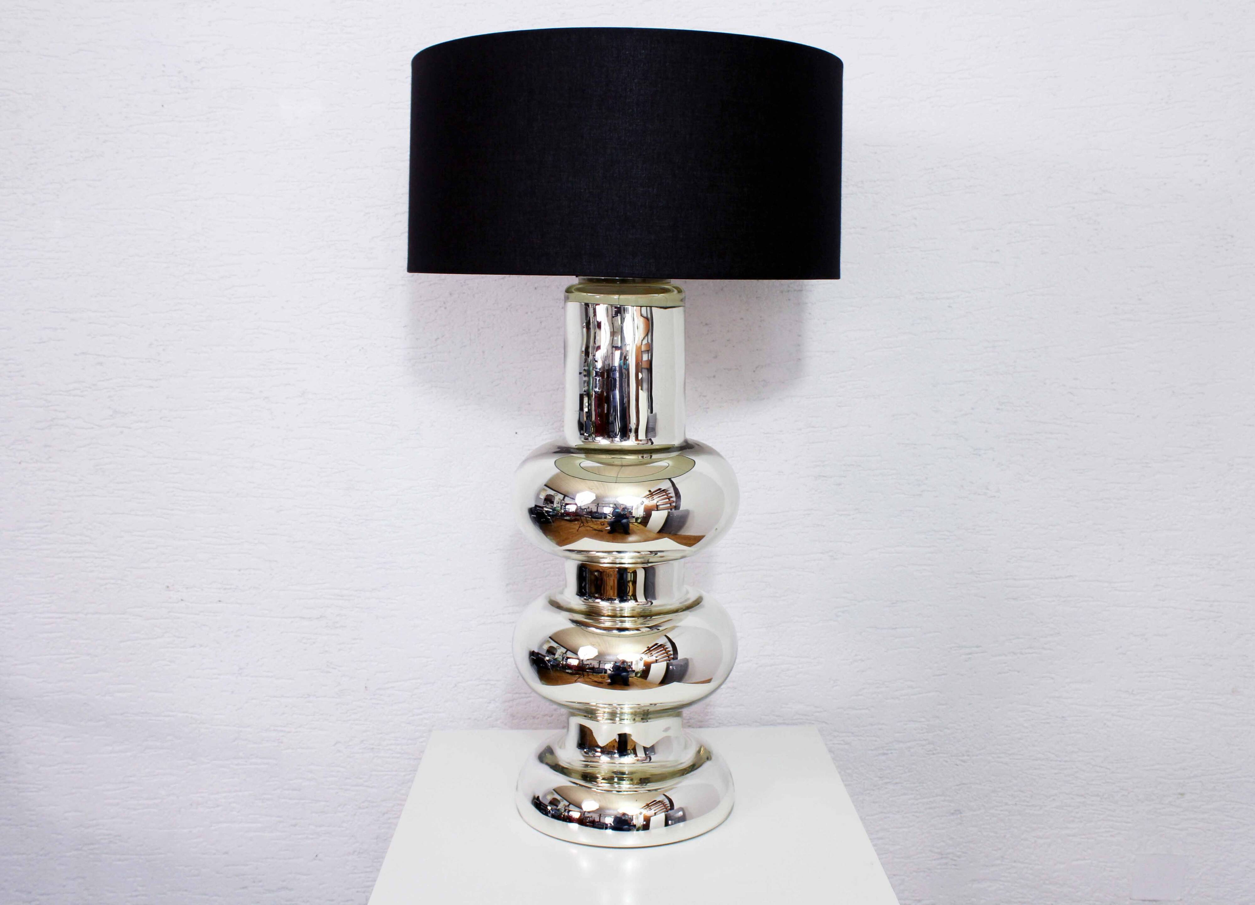 Églomisé glass table lamp