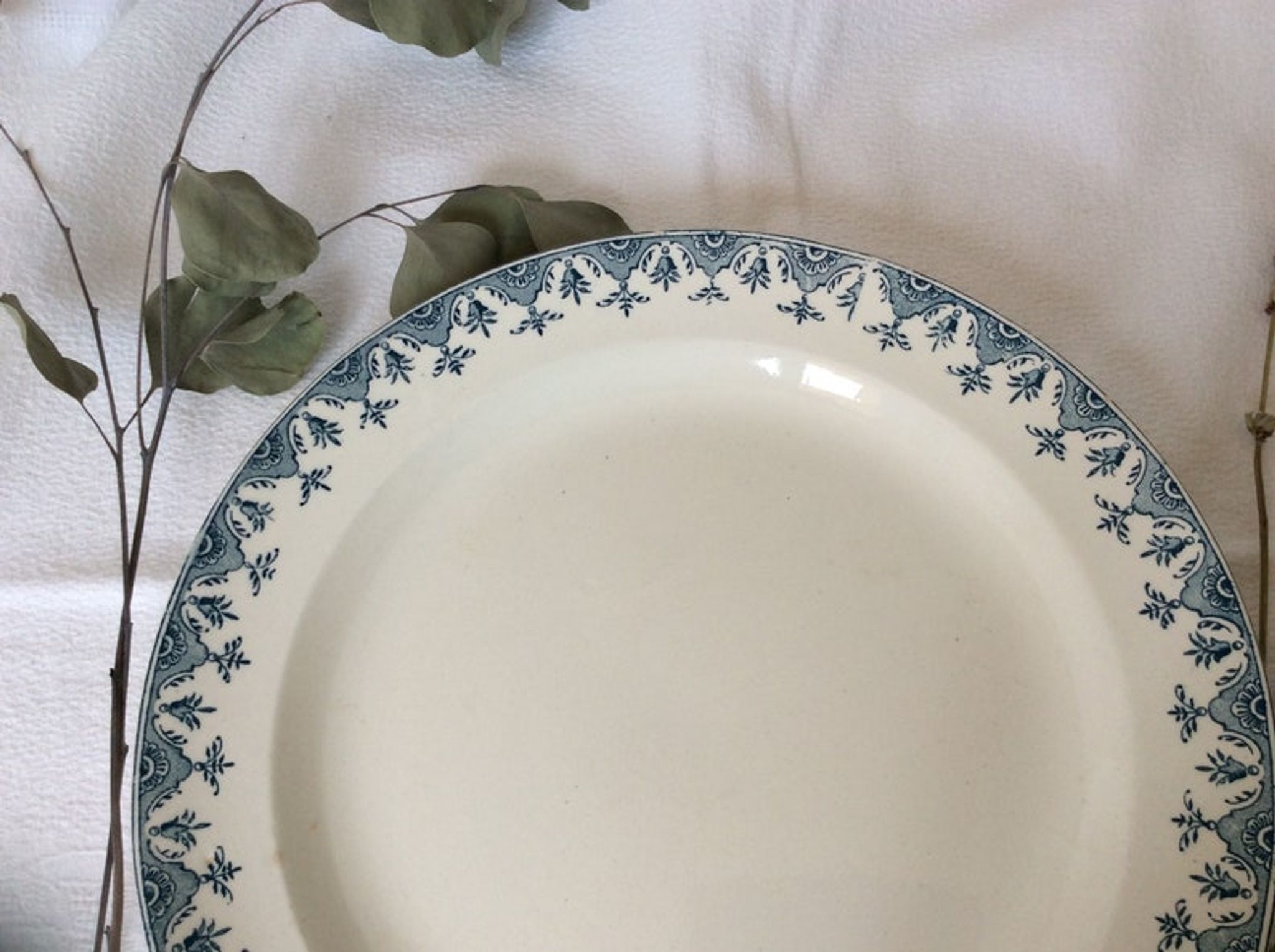 Round dish Terre de Fer navy blue L G model Doullens