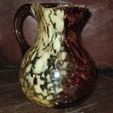Speckled decanter with three spouts